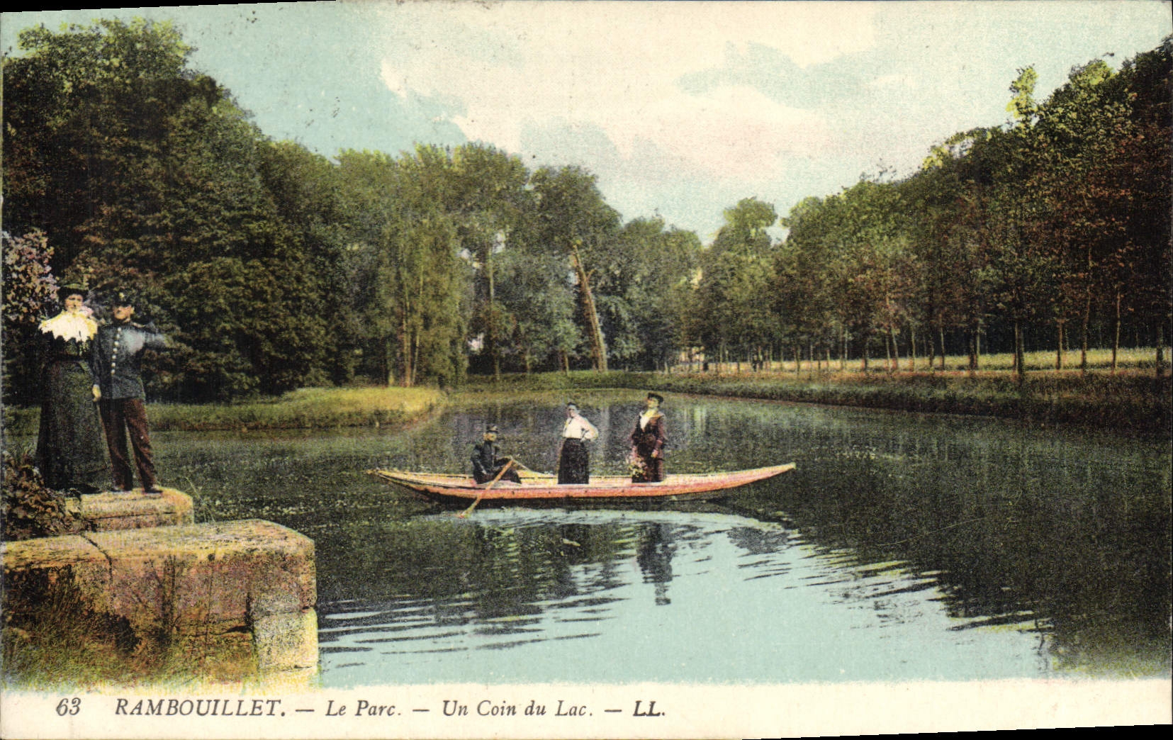 CPA Rambouillet Le Parc Un coin du Lac