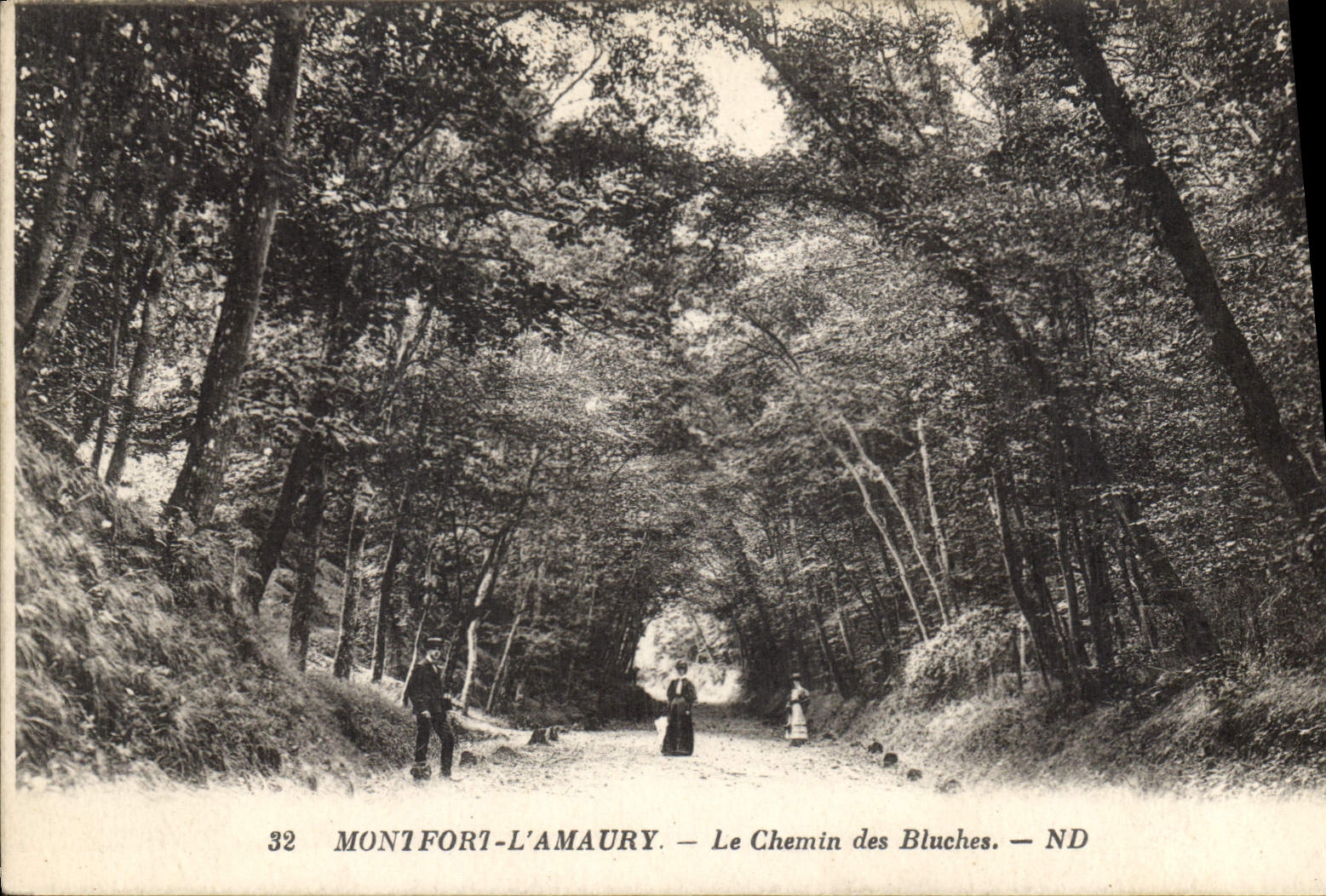 CPA Montfort l'Amaury Le Chemin des Bluches