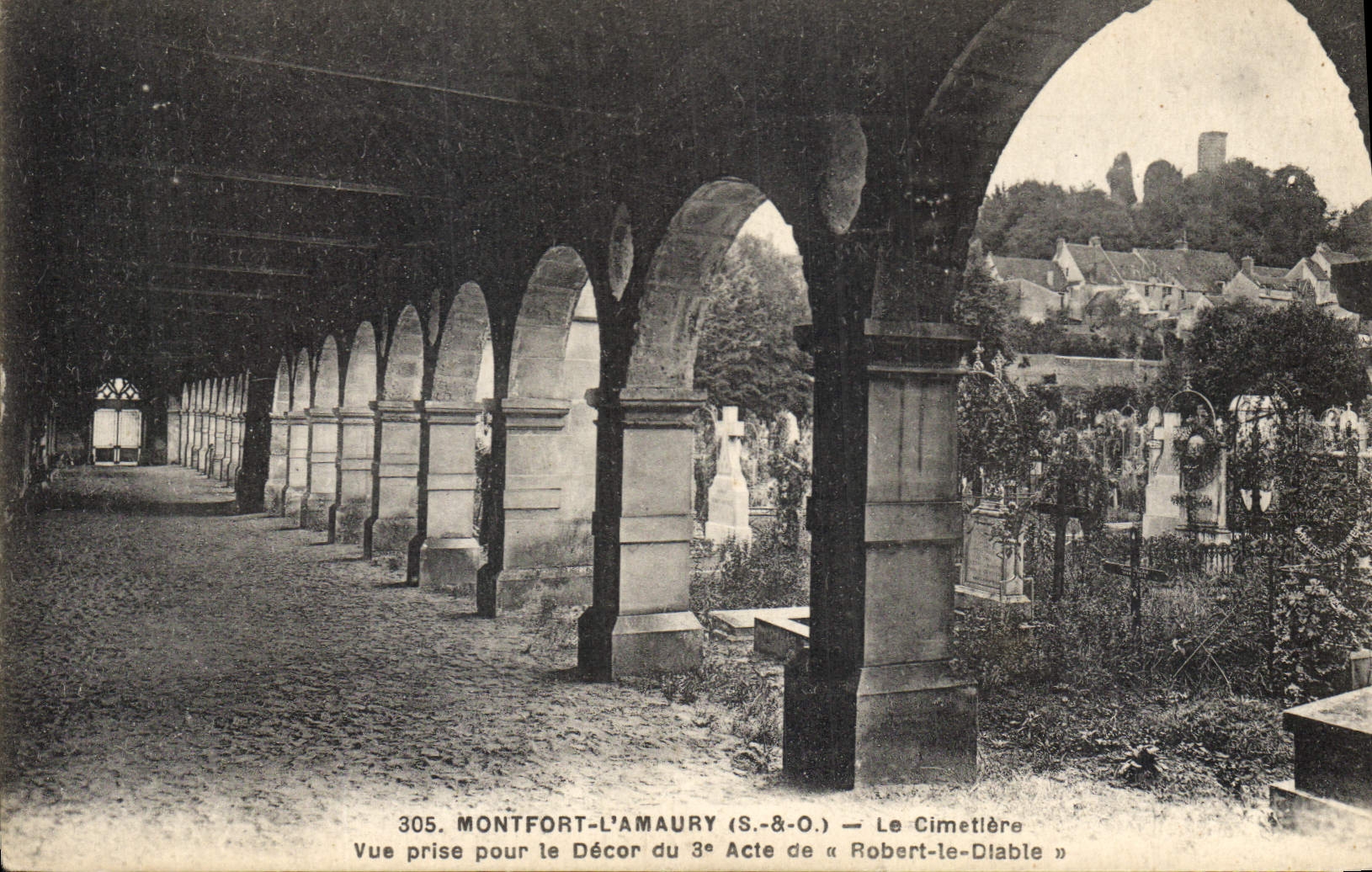 CPA Montfort l'Amaury S & O Le Cimetiere Vue prise por le decor du 3 Acte de Robert le Diable