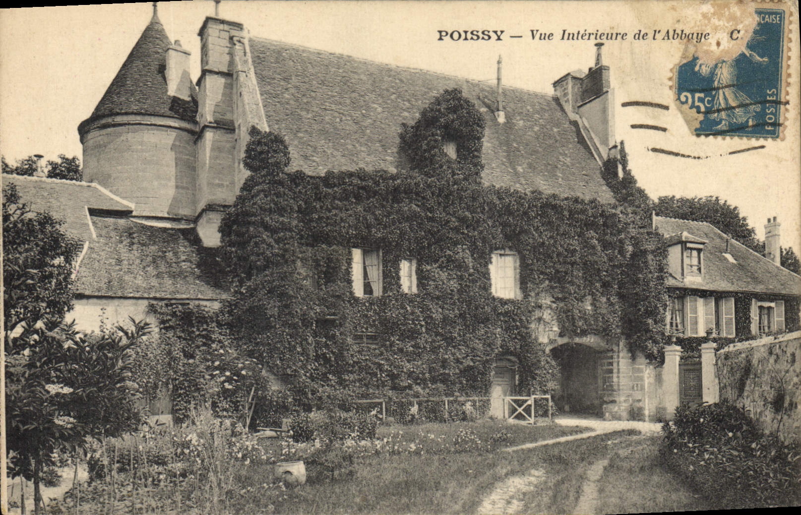 CPA Poissy Vue Interieure de l'Abbaye 