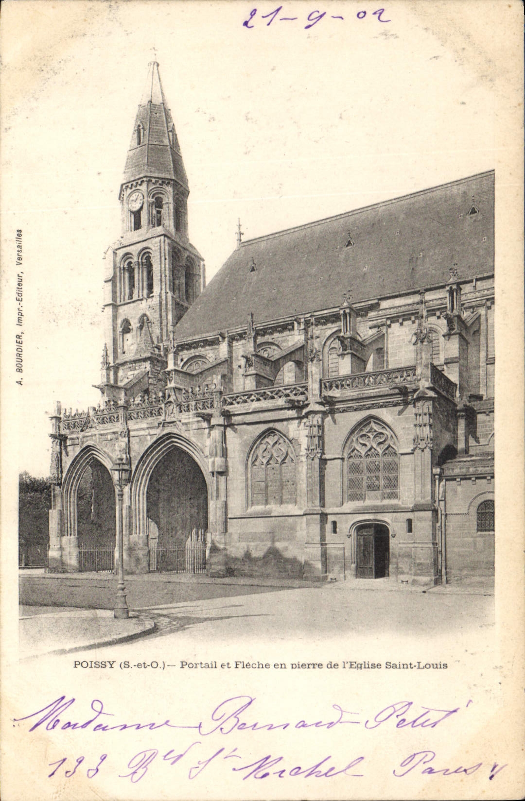 CPA Poissy S et O Portail et Fleche en pierre de l'Eglise St Louis