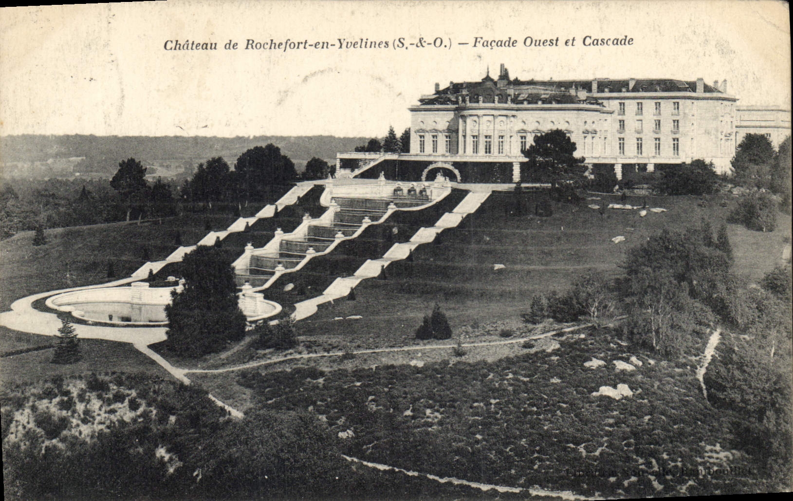 CPA Chateau de Rochefort en Yvelines S & O Facade Ouest et Cascade