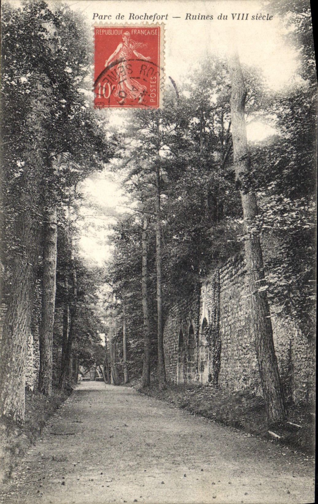 CPA Parc de Rochefort Ruines du VIII siecle