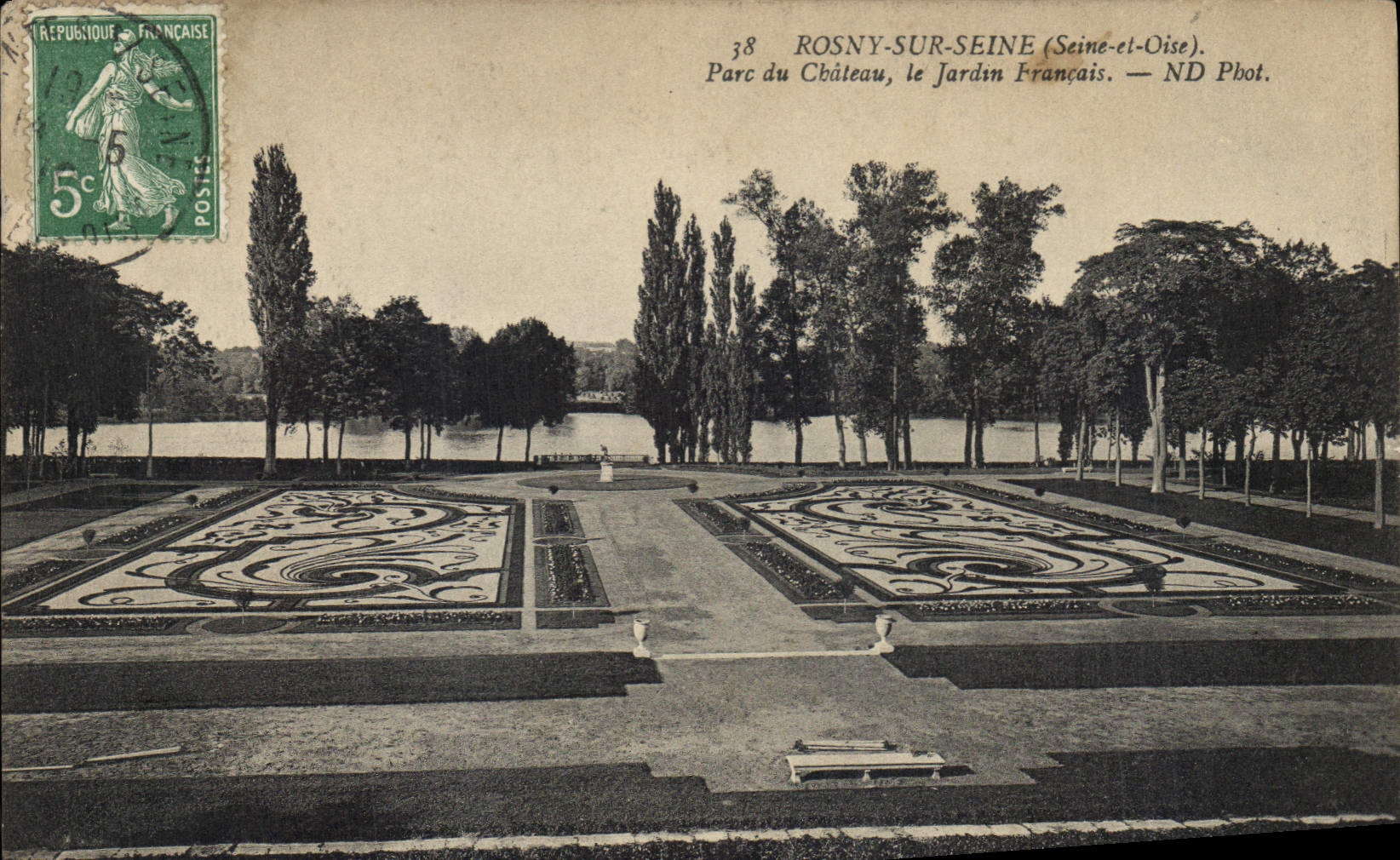 CPA Rosny sur Seine Seine et Oise Parc du Chateau le jardin Francais