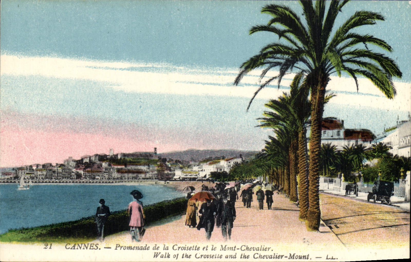 CPA Cannes Promenade de la Croisette et le Mont Chevalier