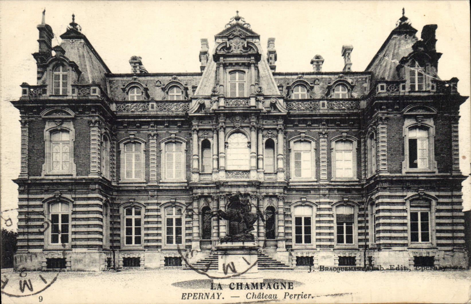 CPA Epernay Chateau Perrier 