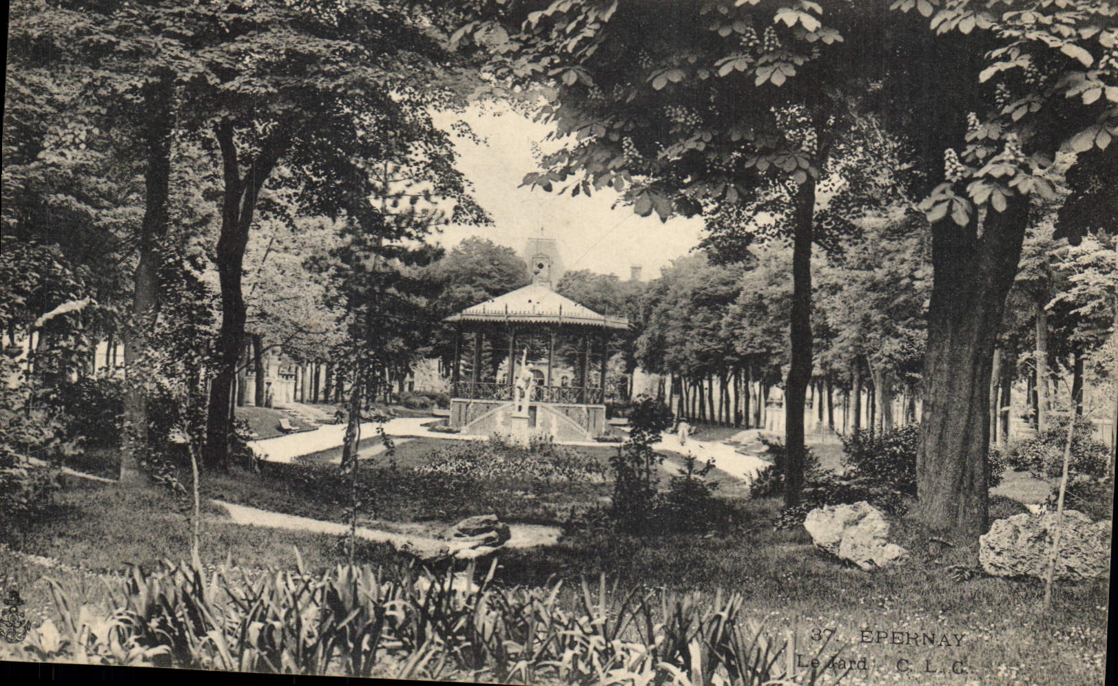 CPA Epernay Le Jard Kiosque