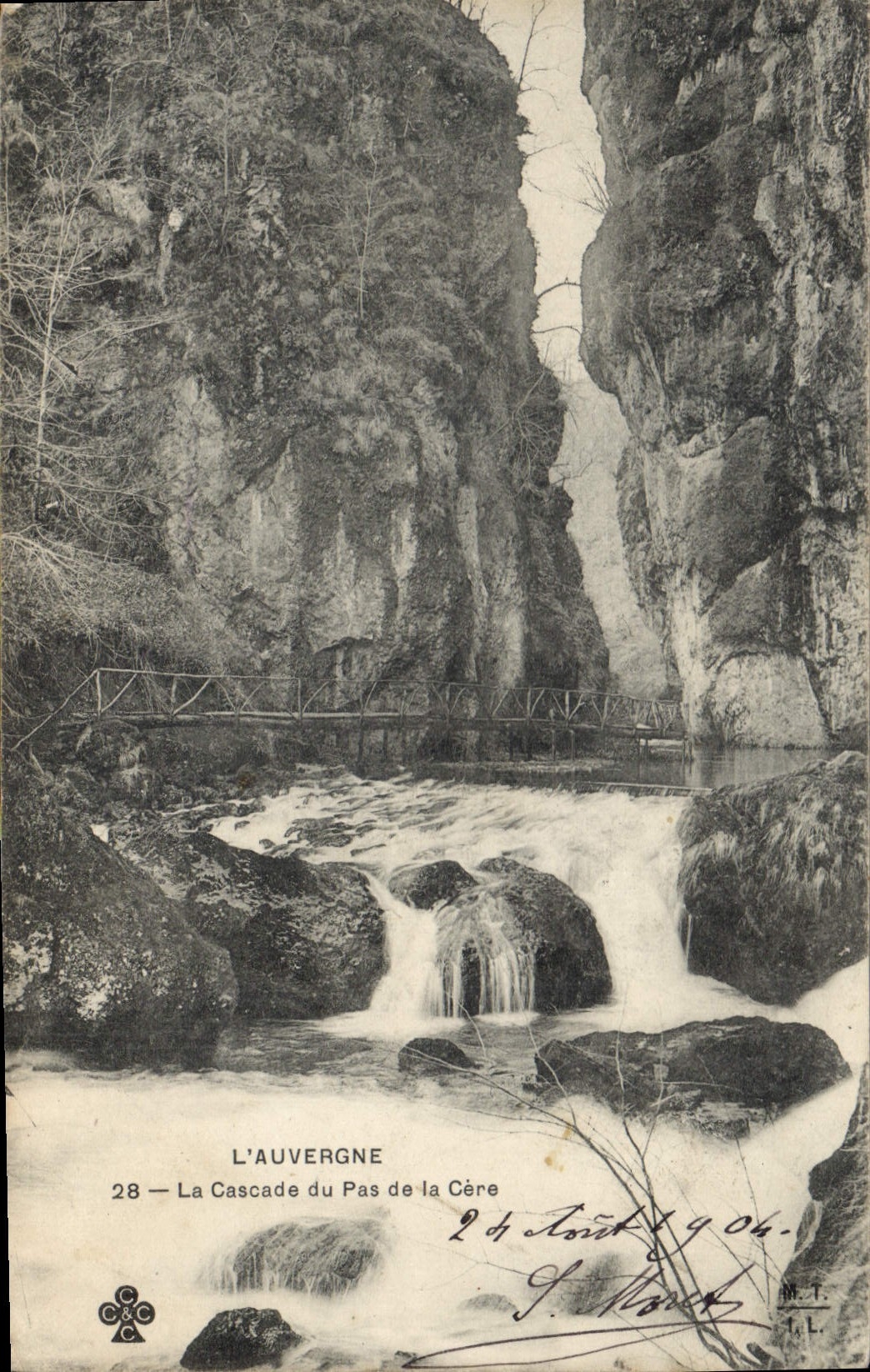 CPA L'Auvergne La Cascade du Pas de la Cere