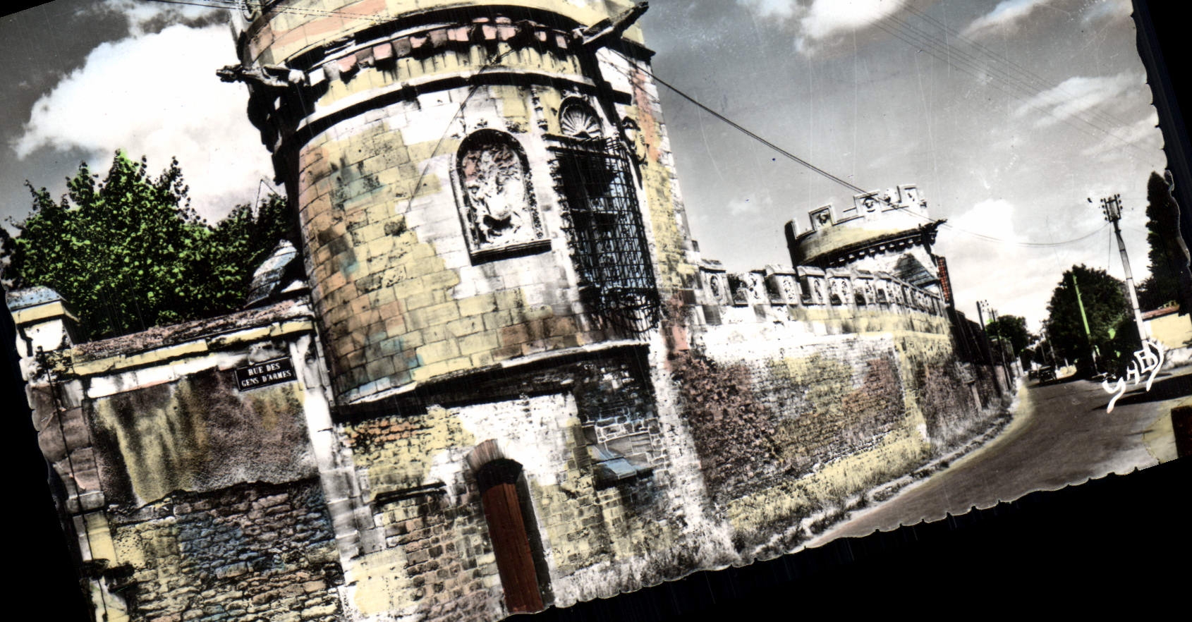 CPA Caen Calvados Tour des Gens d'Armes 