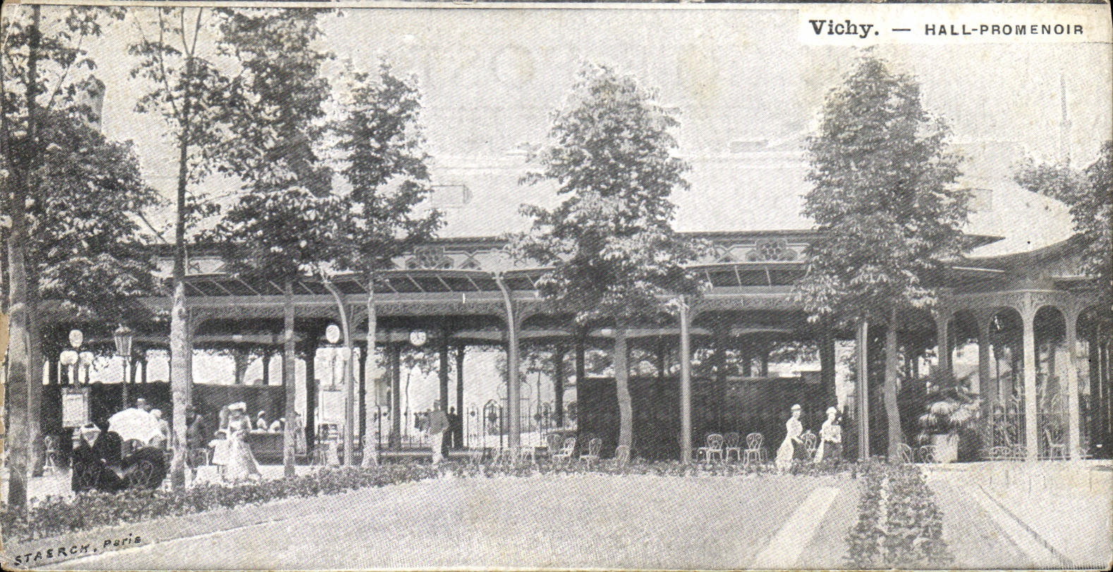 CPA Vichy Hall Promenoir 