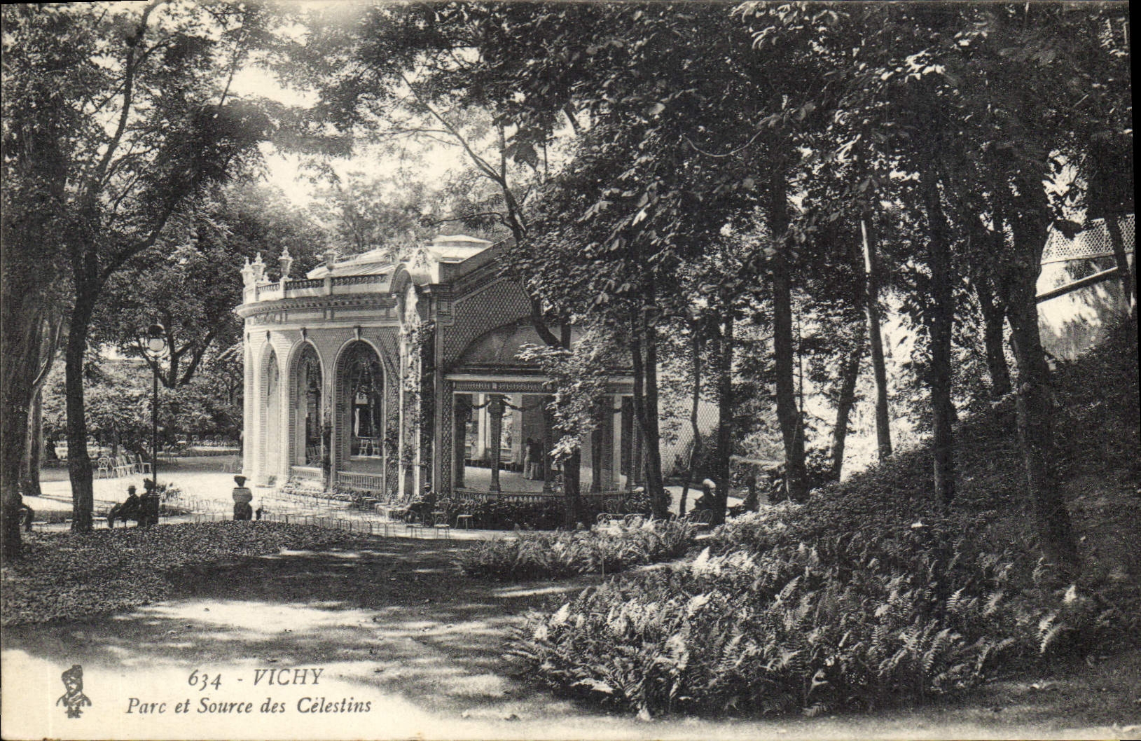 CPA Vichy Parc et Source des Celestins 