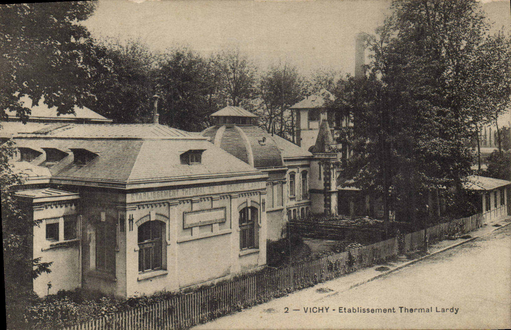 CPA Vichy Etablissement Thermal Lardy 