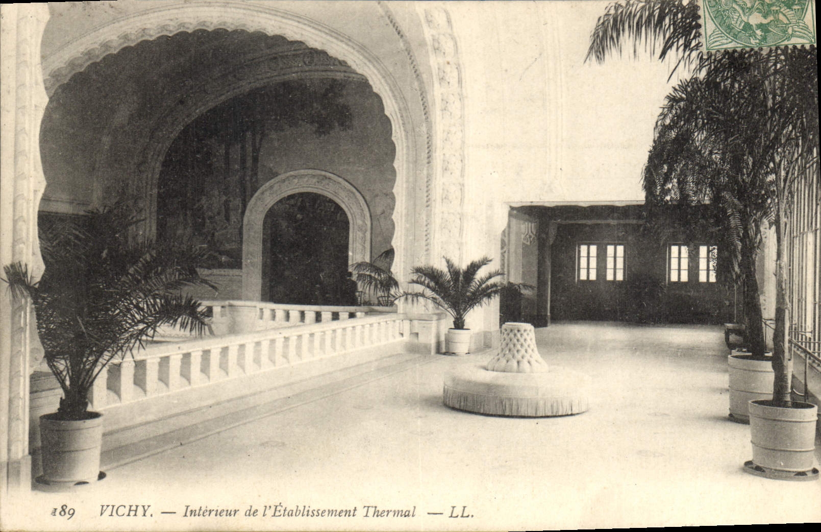 CPA Vichy Interieur de l'Etablissement Thermal 