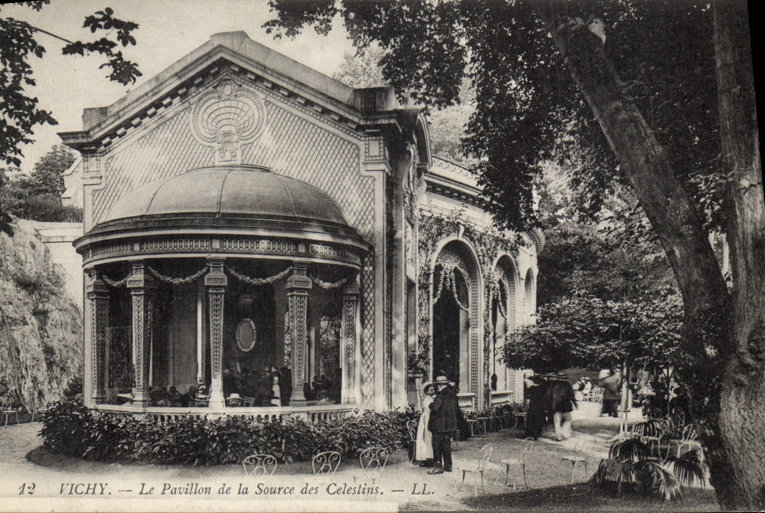 CPA Vichy Le Pavillon de la Source des Celestins 