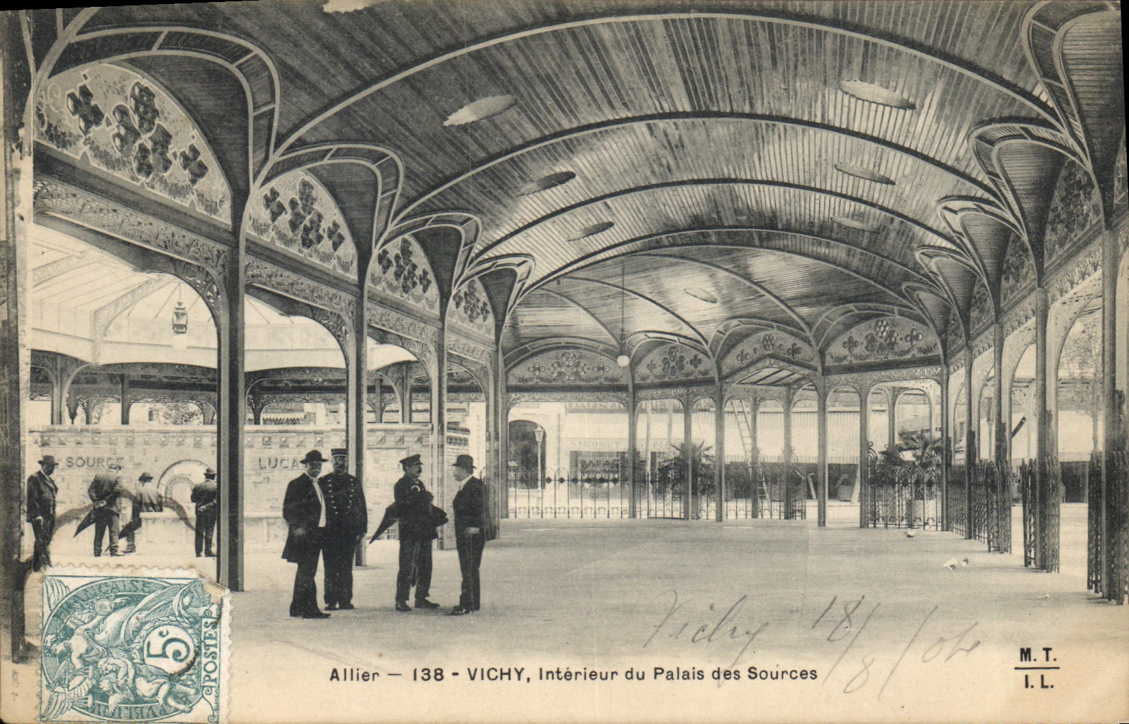 CPA Vichy Interieur du Palais des Sources 