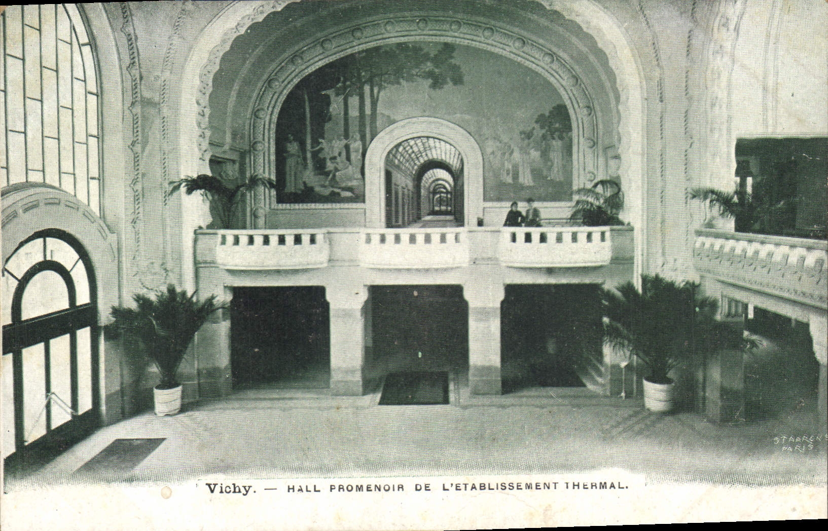 CPA Vichy Hall Promenoir de l'Etablissement Thermal 