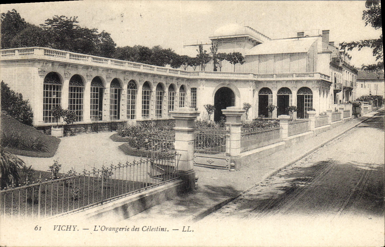 CPA Vichy L'Orangerie des Celestins 
