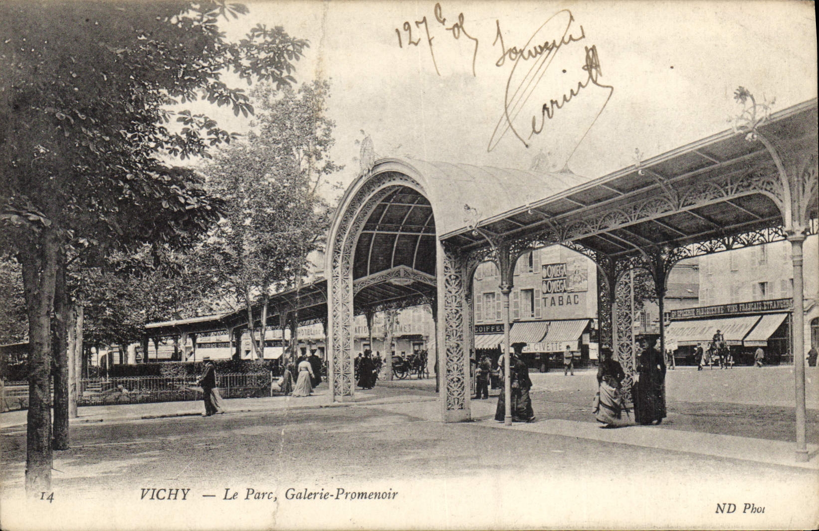 CPA Vichy Le Parc Galerie Promenoir 
