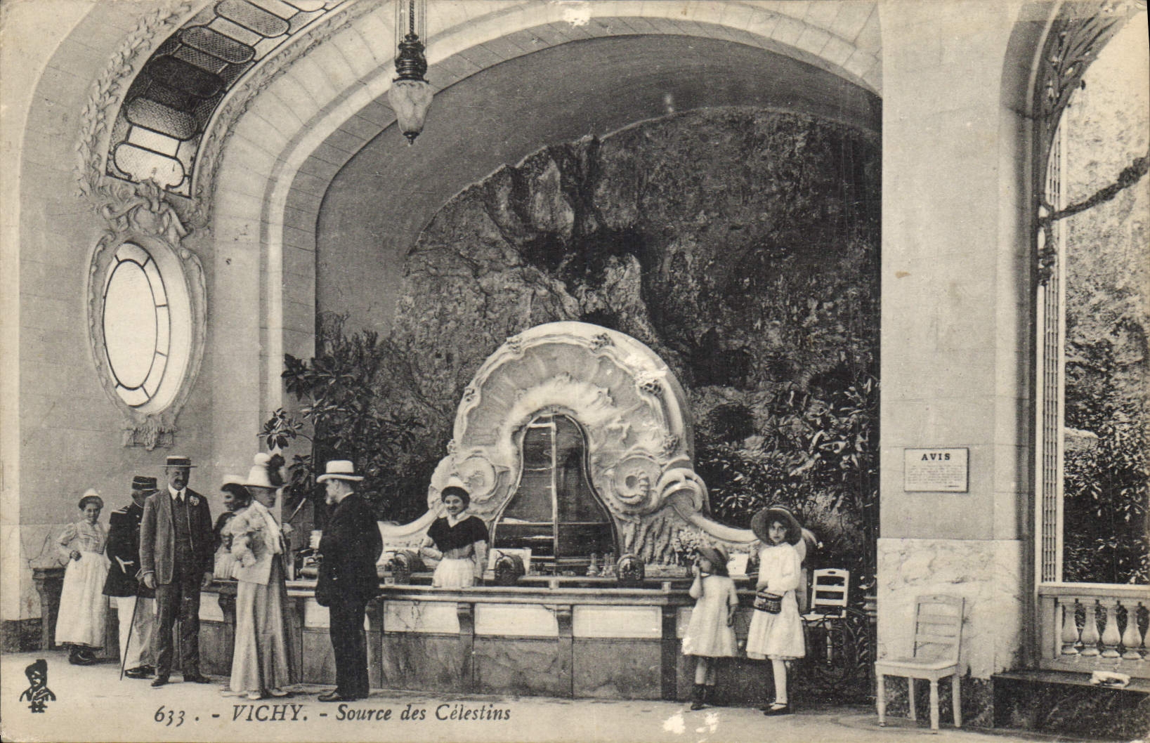 CPA Vichy Source des Celestins 