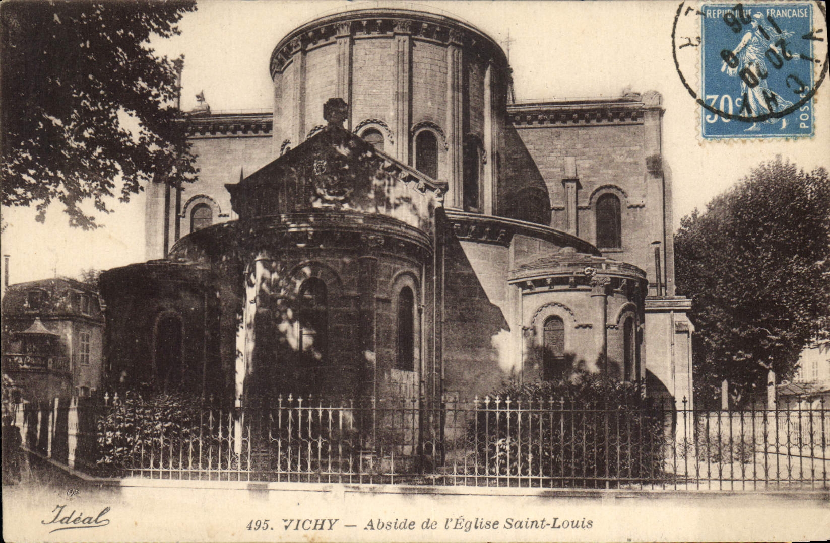 CPA Vichy Abside de l'Eglise Saint Louis 