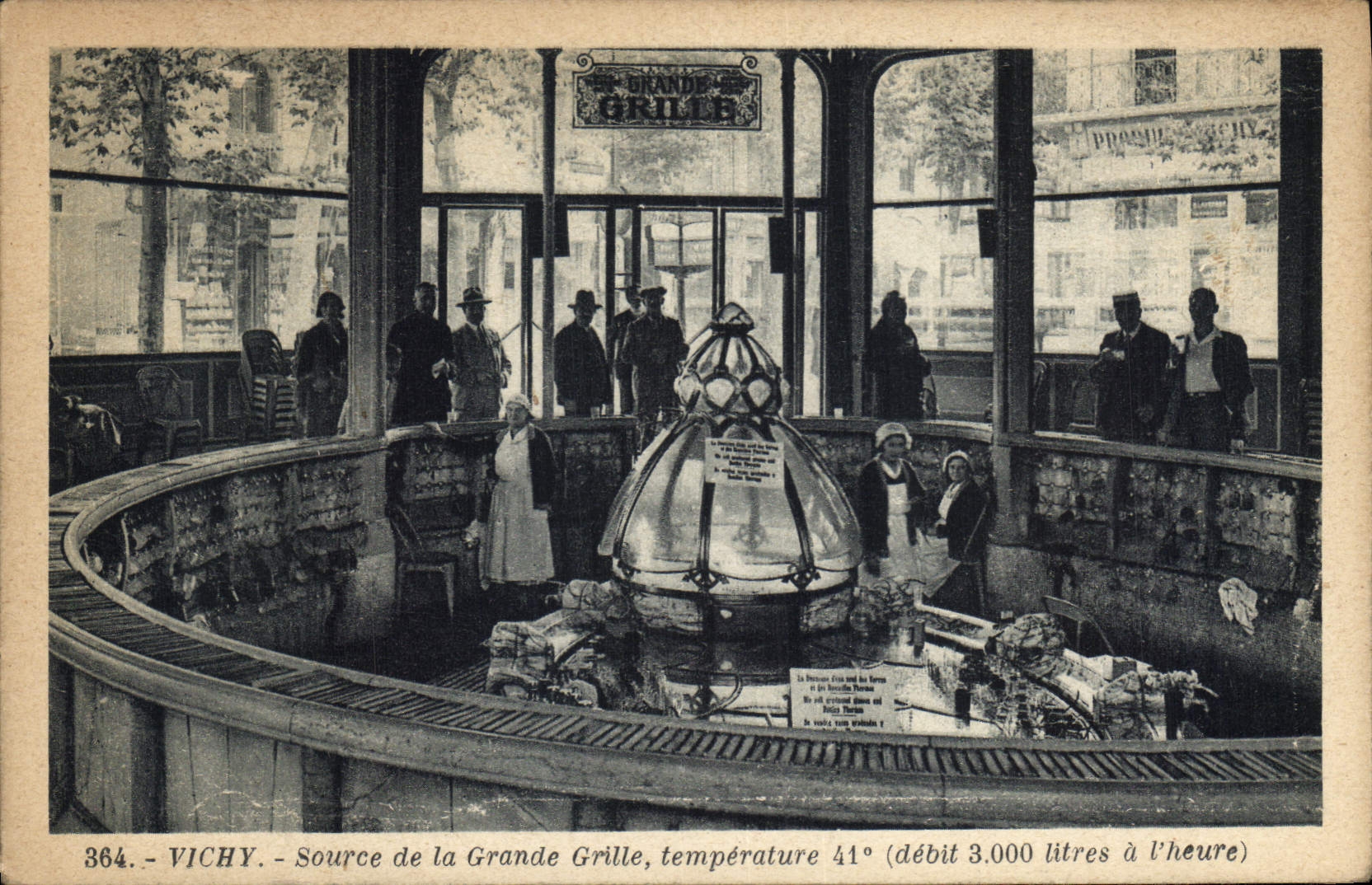 CPA Vichy source de la Grande Grille temperature 41 