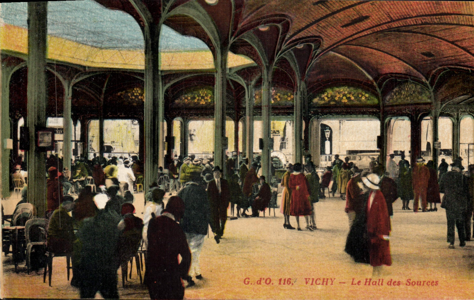 CPA Vichy Le Hall des Sources 