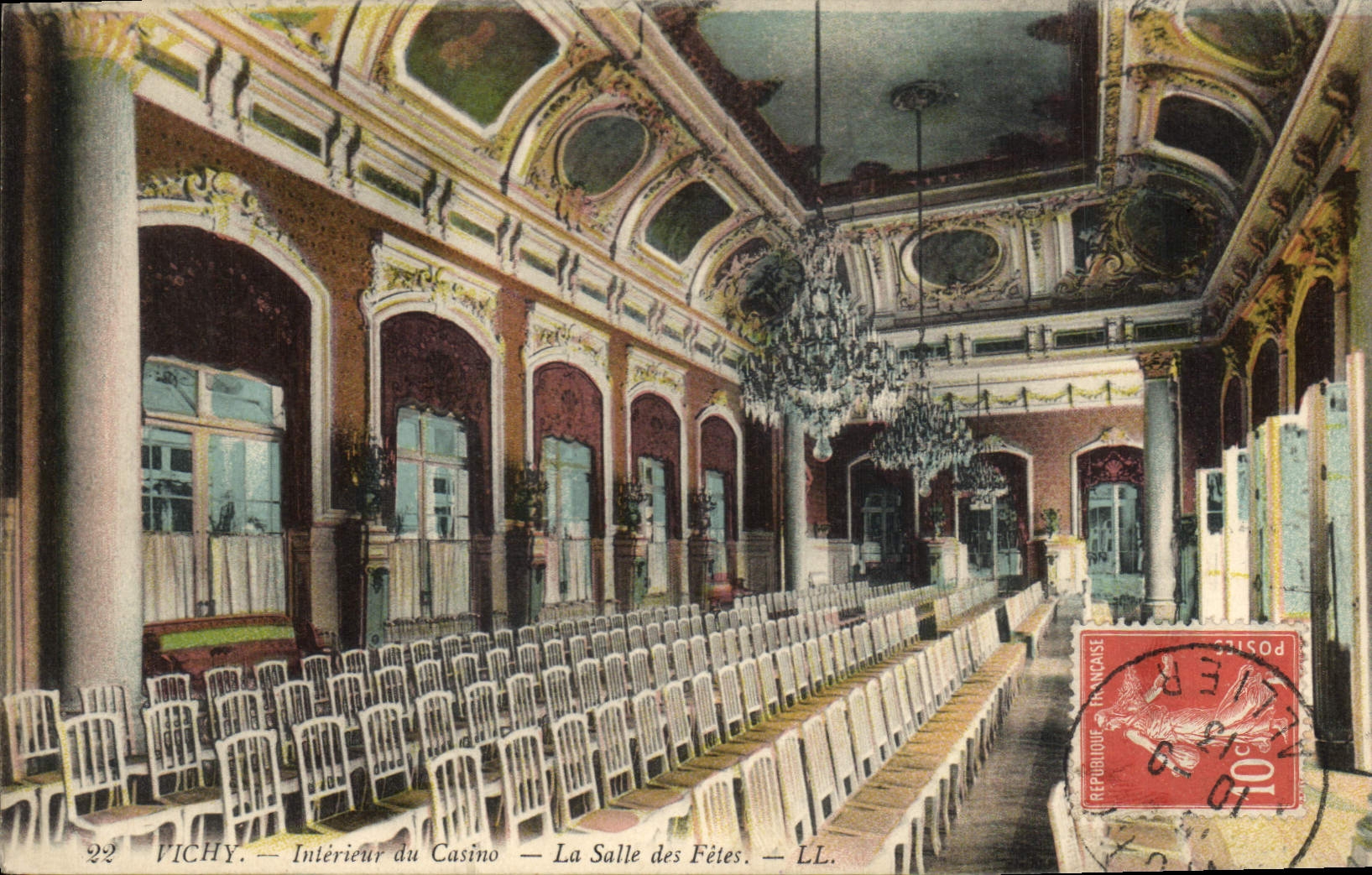 CPA Vichy Interieur du Casino La Salle des Fetes 