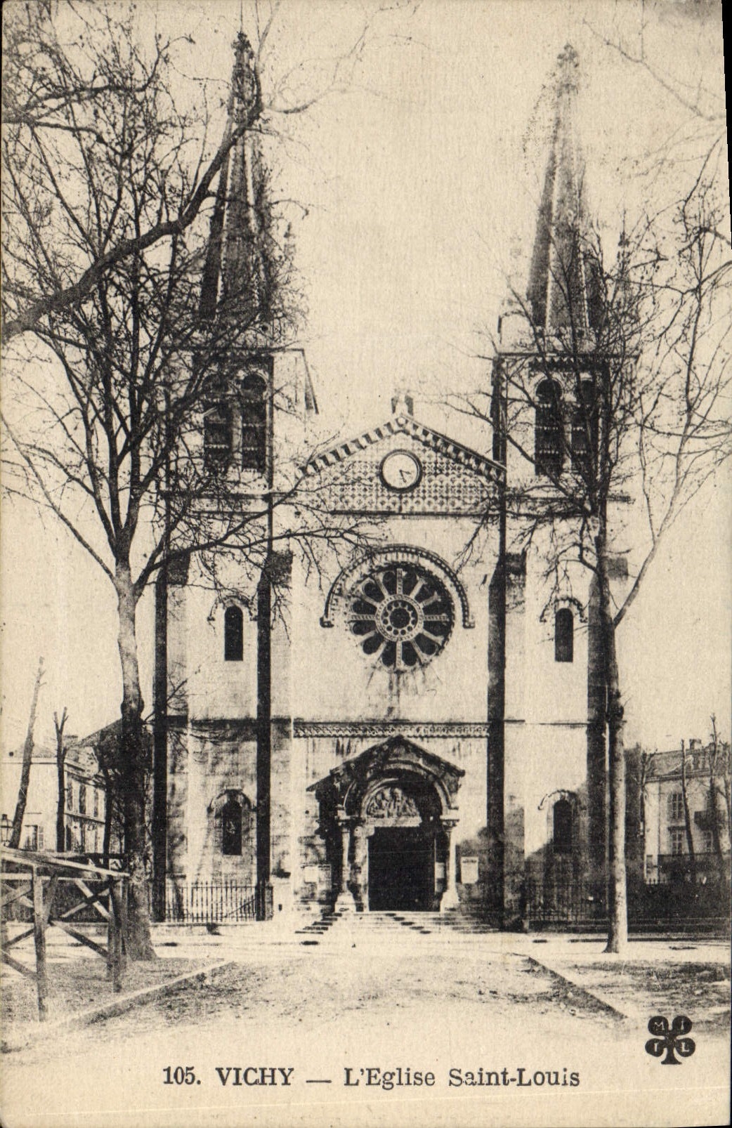 CPA Vichy L'Eglise St Louis 