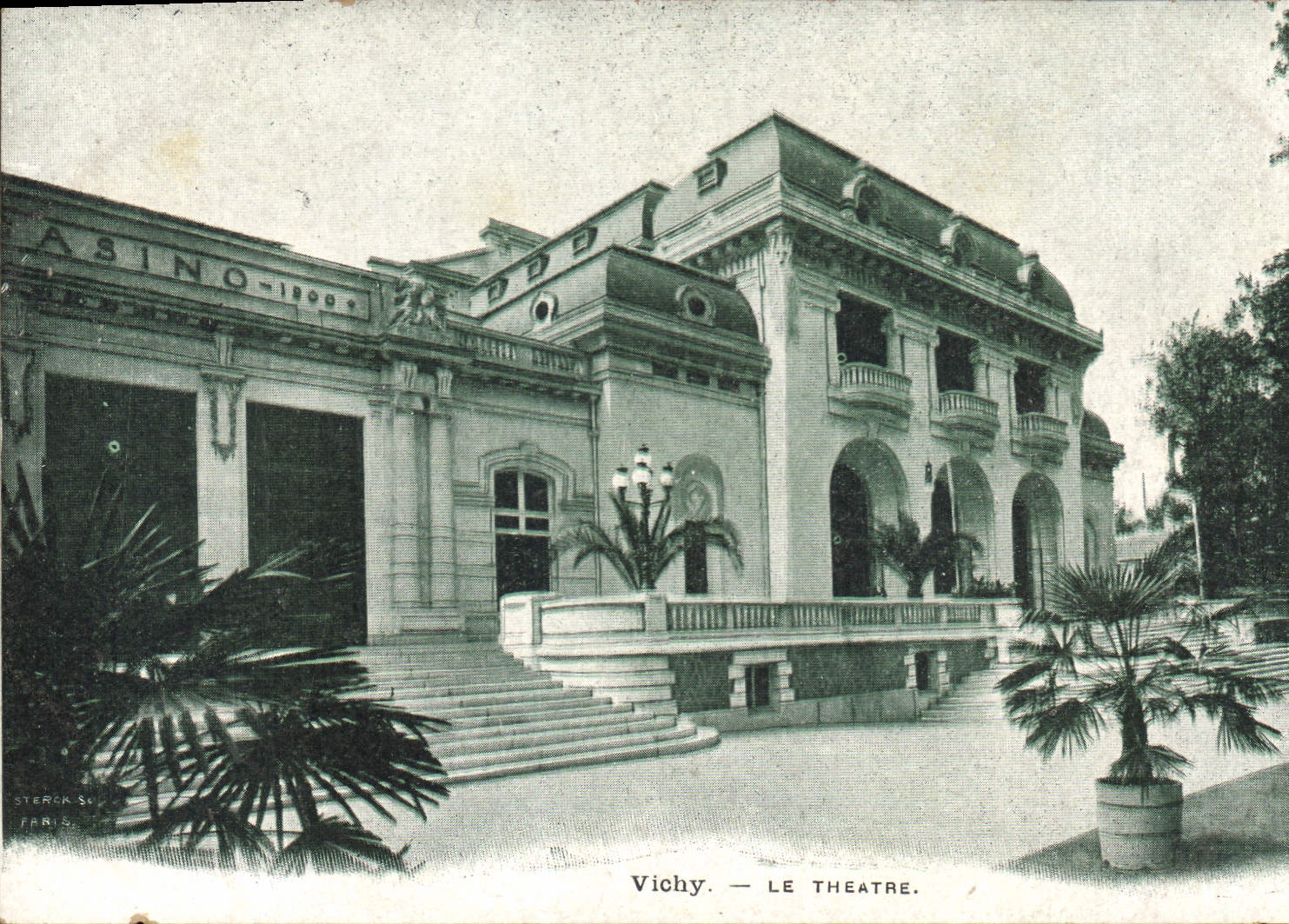 CPA Vichy Le Theatre 