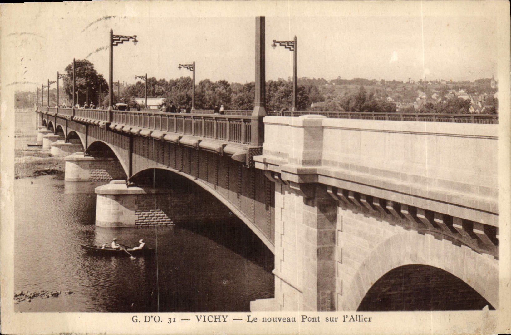 CPA Vichy Le nouveau Pont sur l'Allier 