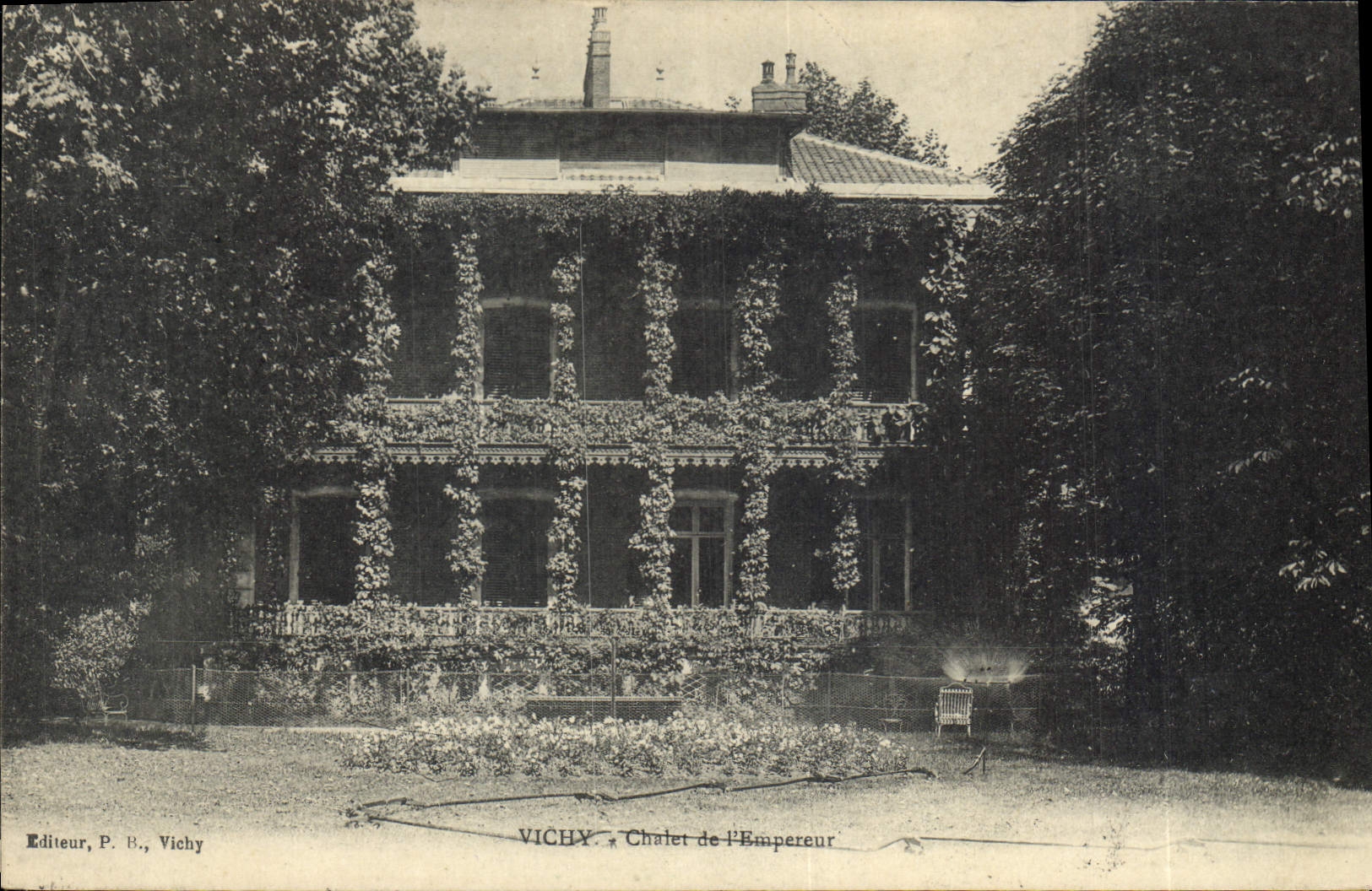 CPA Vichy Chalet de l'Empereur 