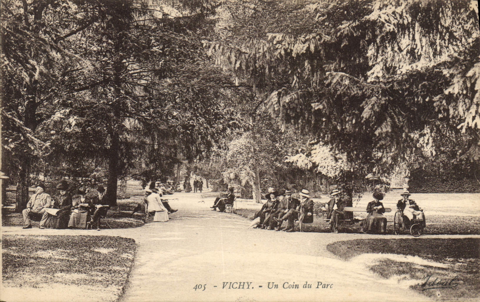 CPA Vichy Un Coin du Parc 