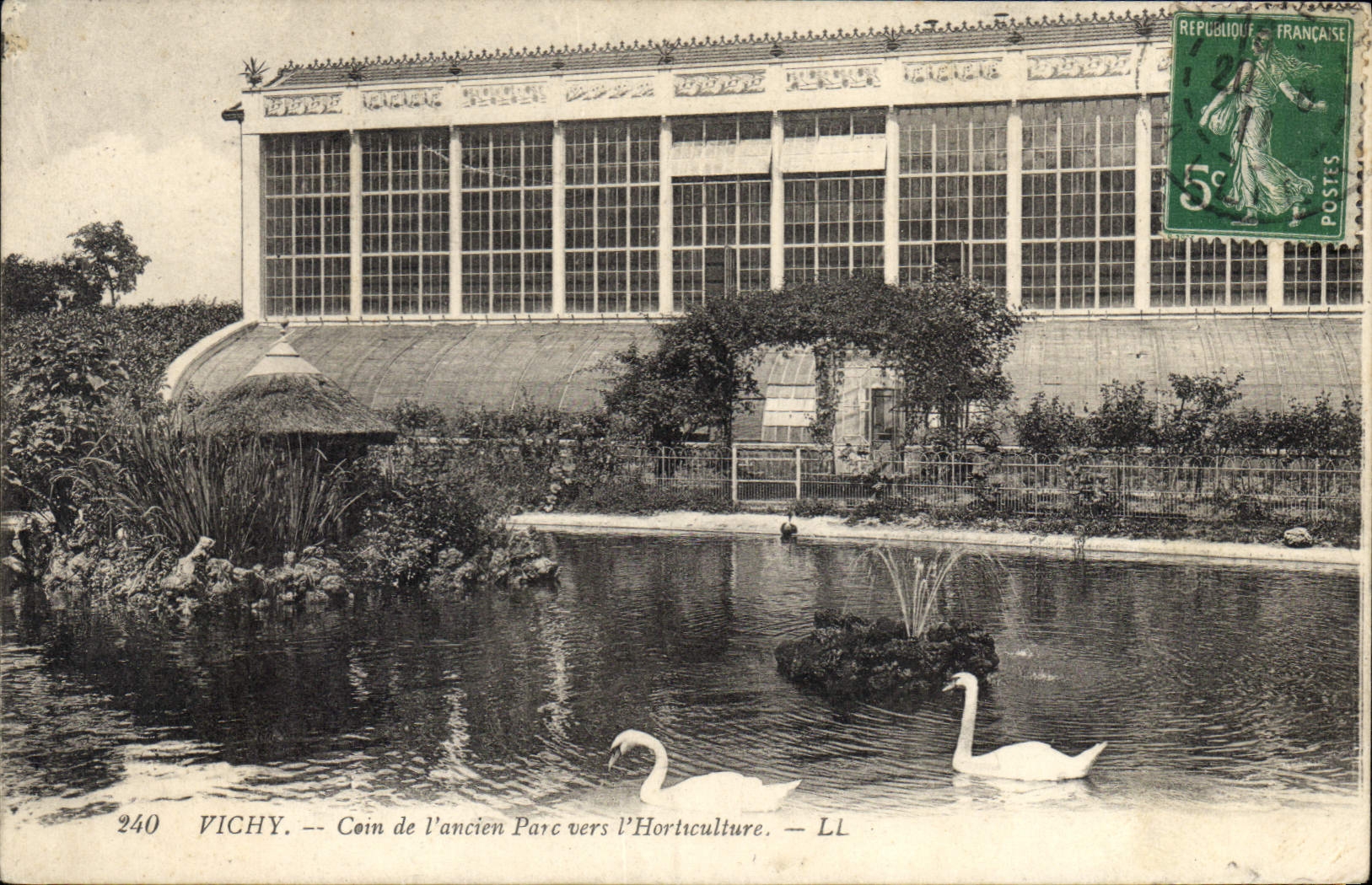 CPA Vichy Coin de l'ancien Parc vers l'Horticulture 