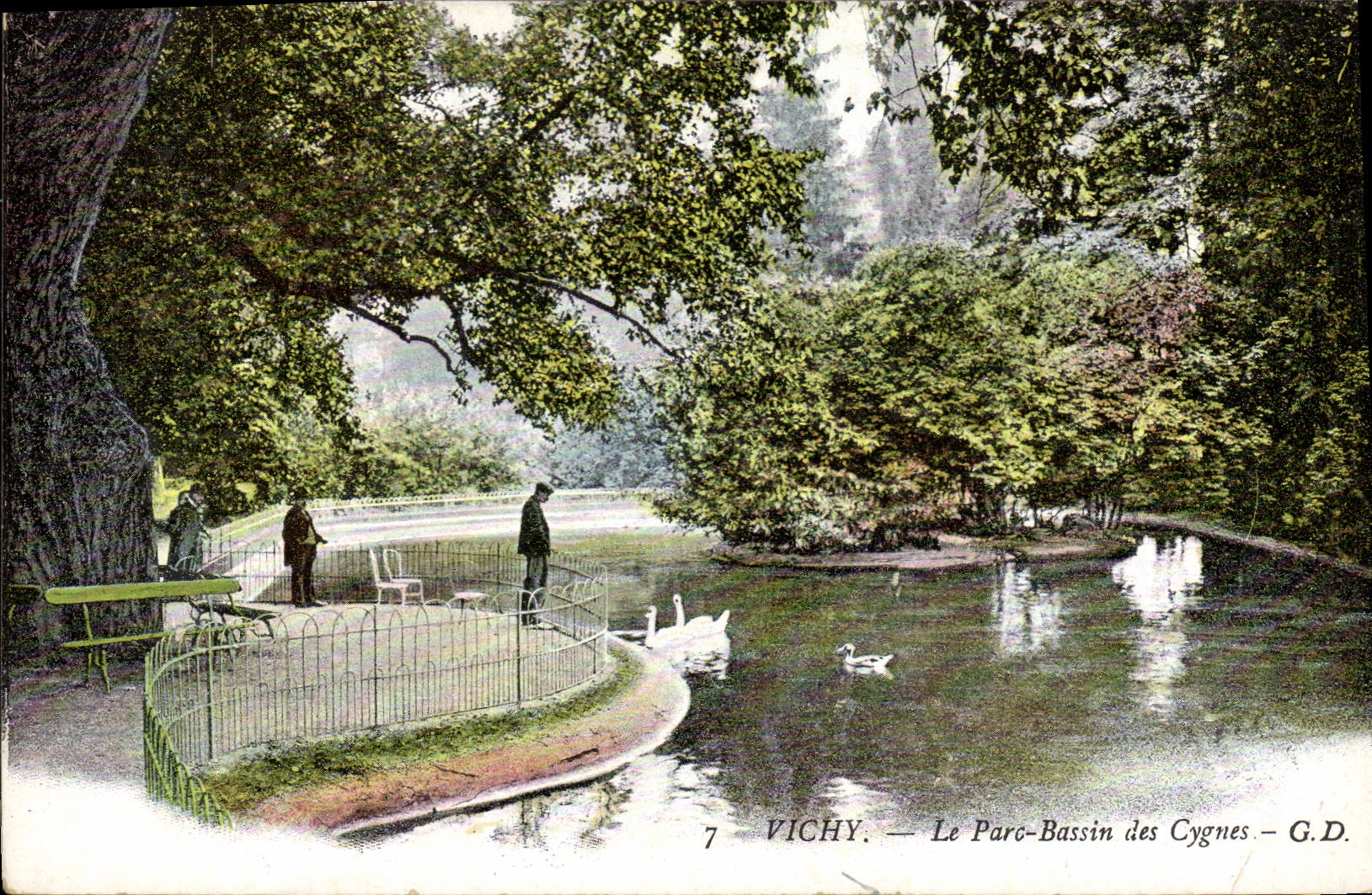 CPA Vichy Le Parc Bassin des Cygnes 