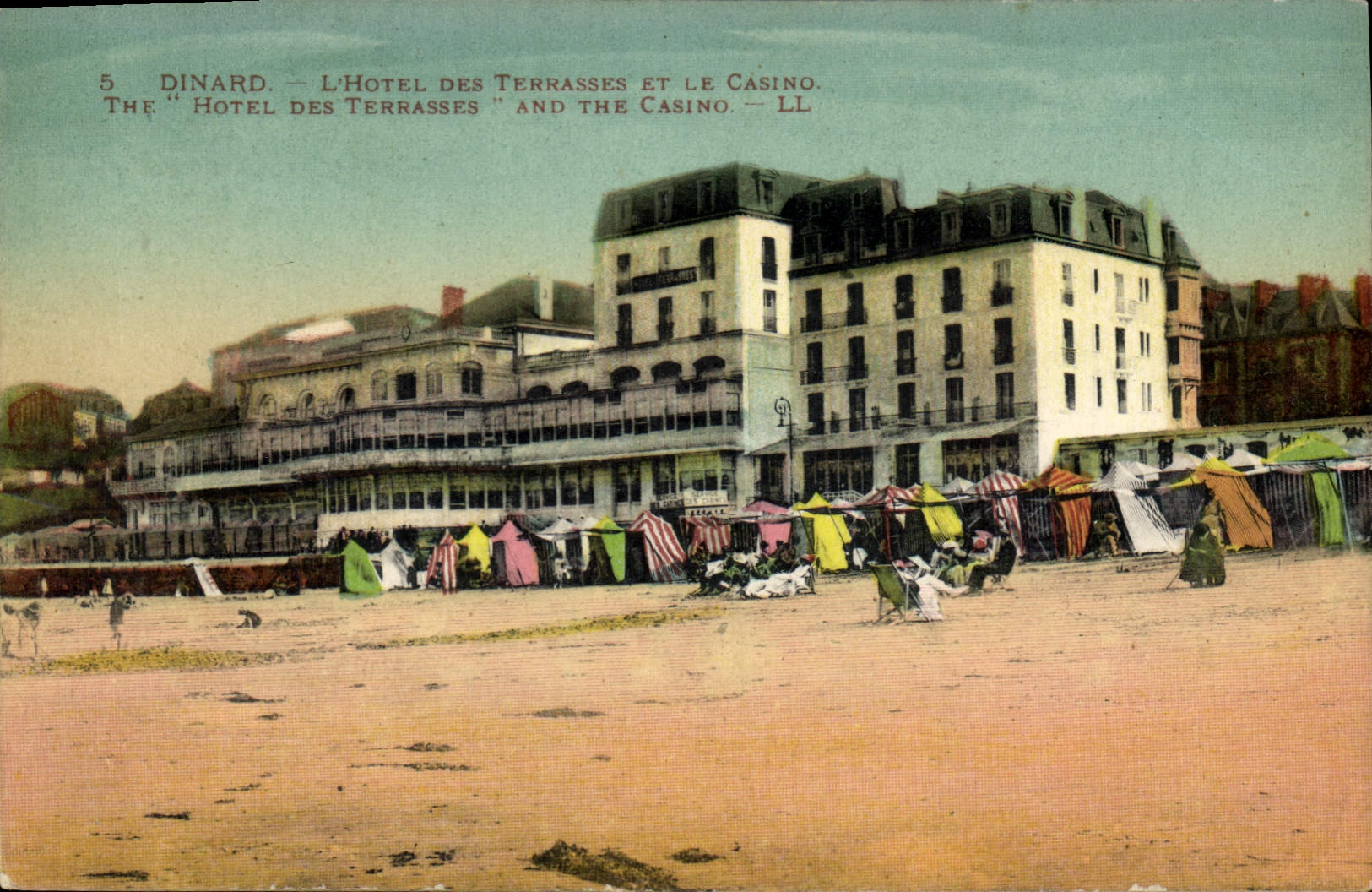CPA Dinard L'Hotel des Terrasses et le Casino 