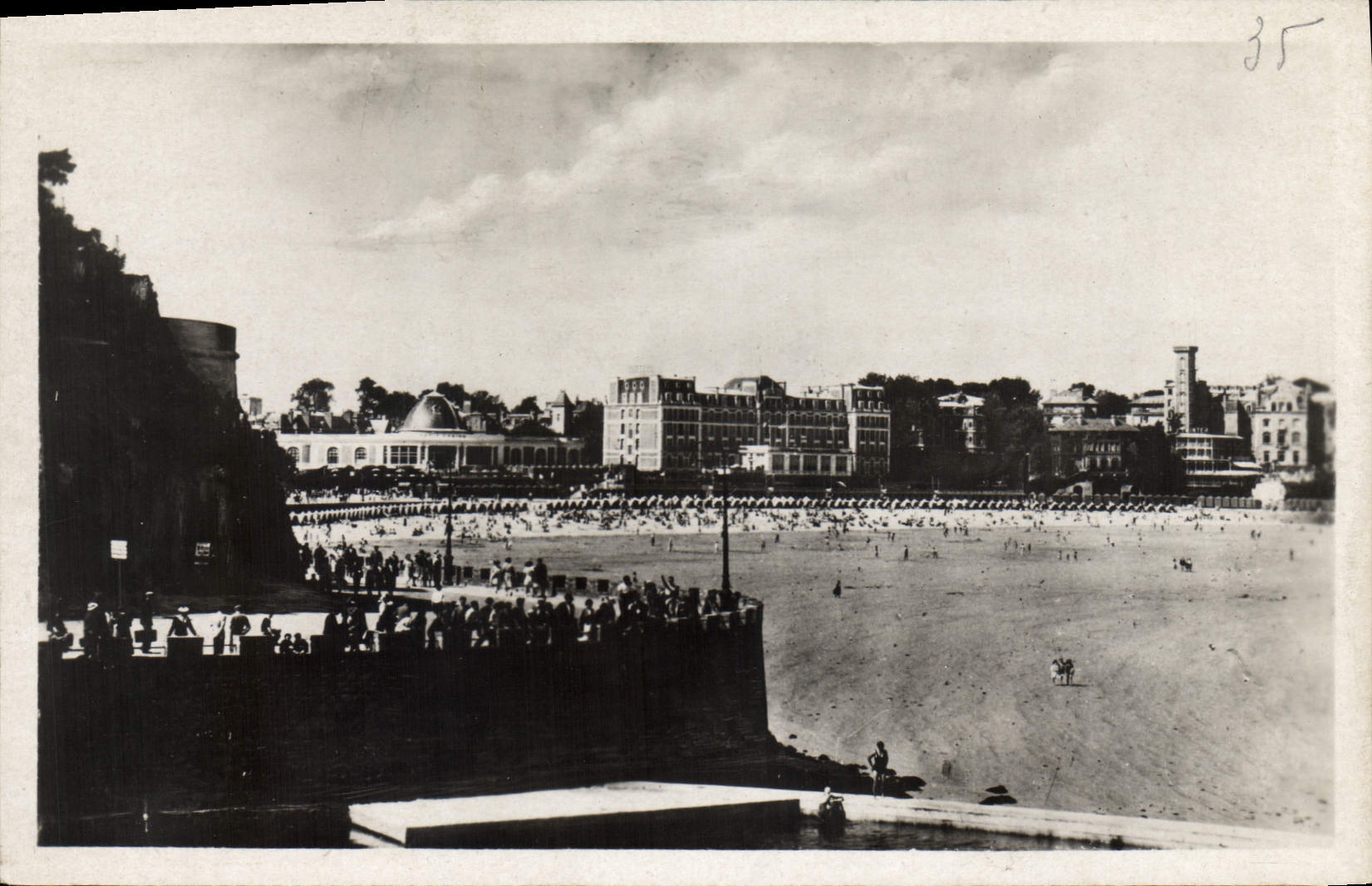 CPA Dinard I et V Vue de la Piscine 