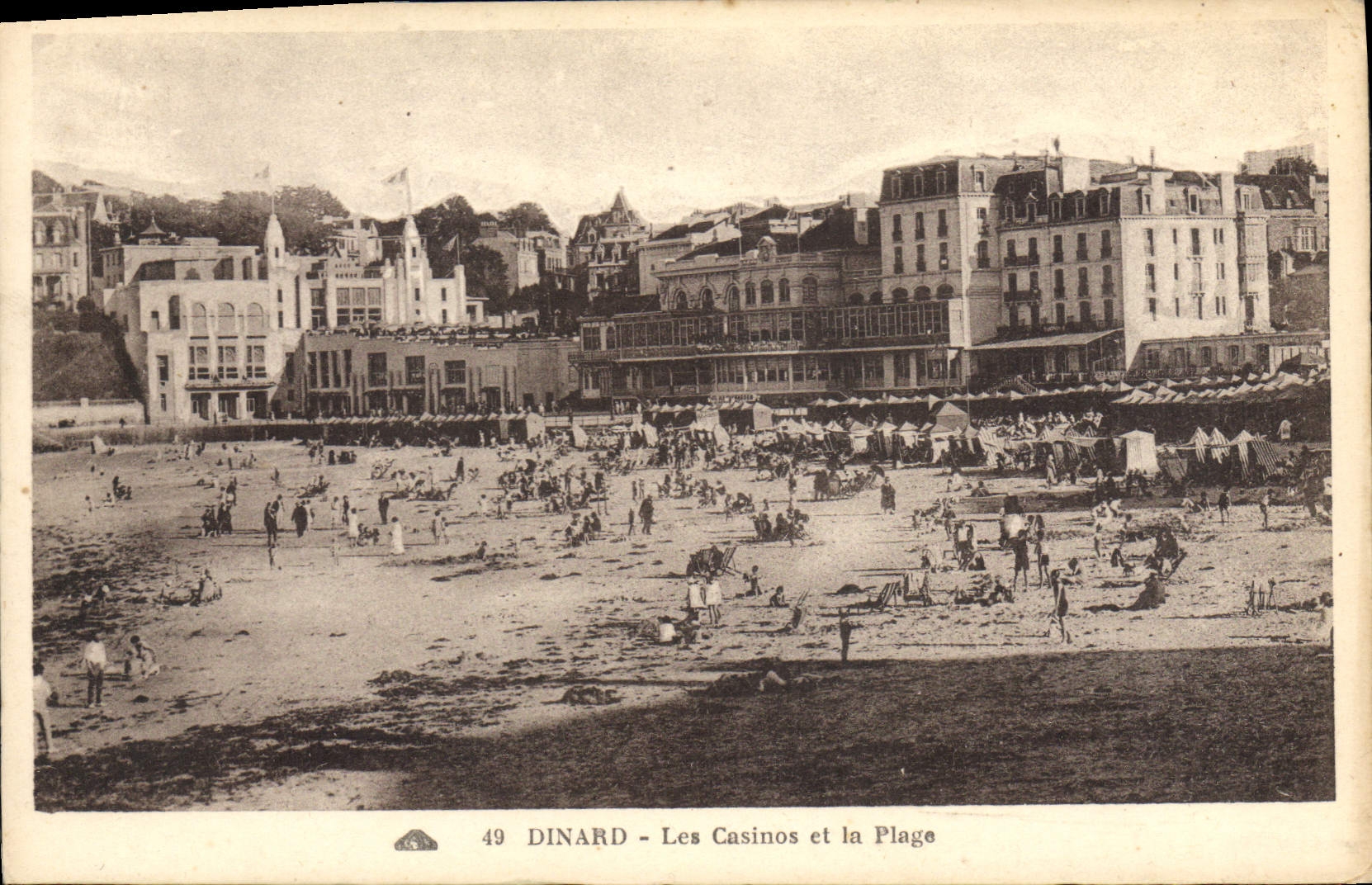 CPA Dinard Les Casinos et la Plage 