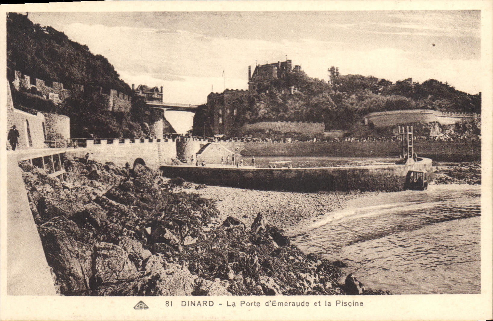 CPA Dinard La Porte d'Emeraude et la Piscine