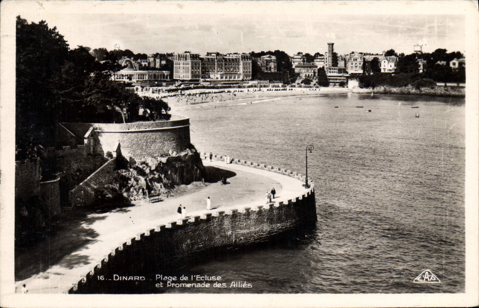 CPA Dinard Plage de l'Ecluse et Promenade des Allies