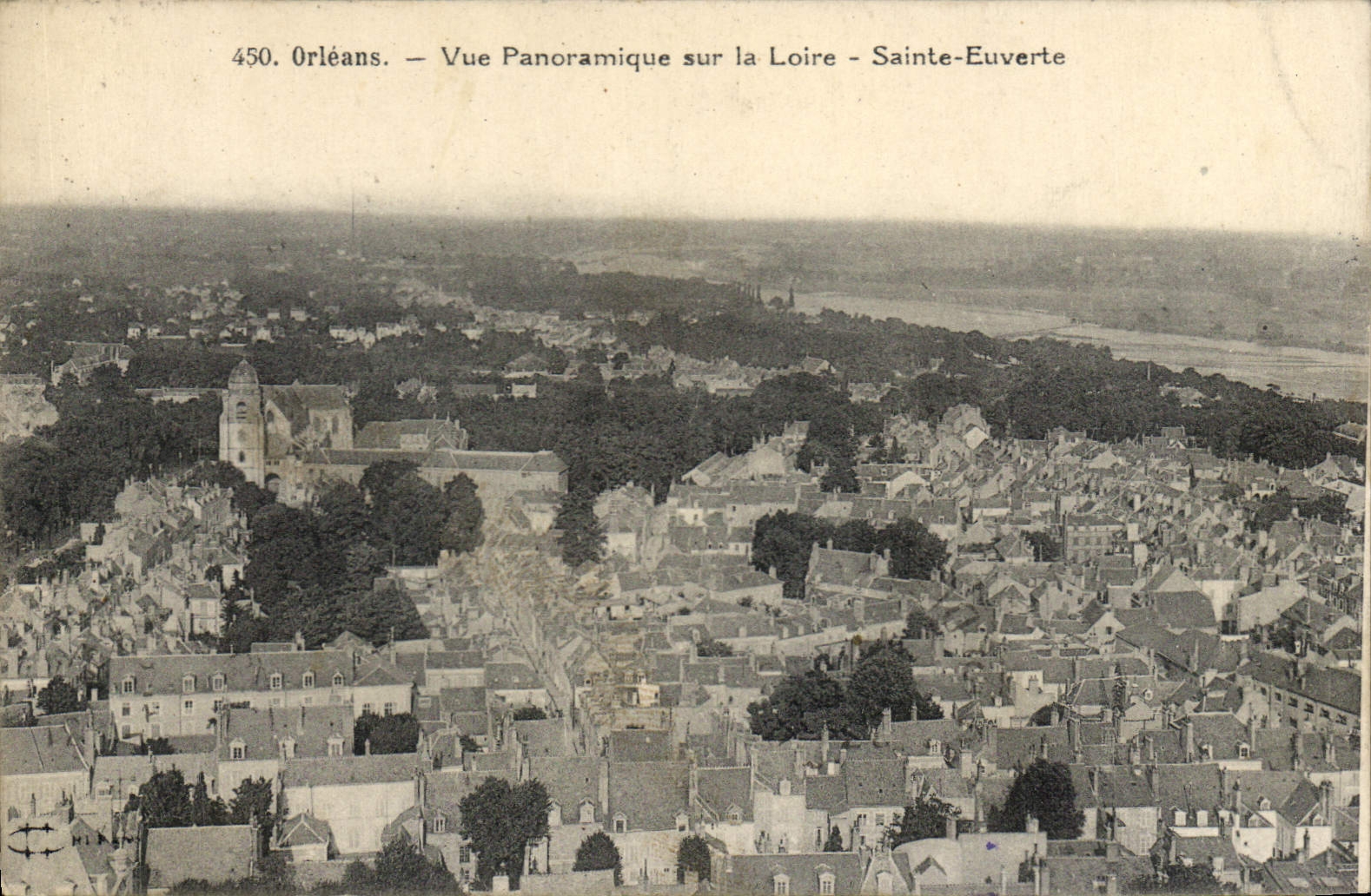 CPA Orleans Vue Panoramique sur La Loire Ste Euverte 