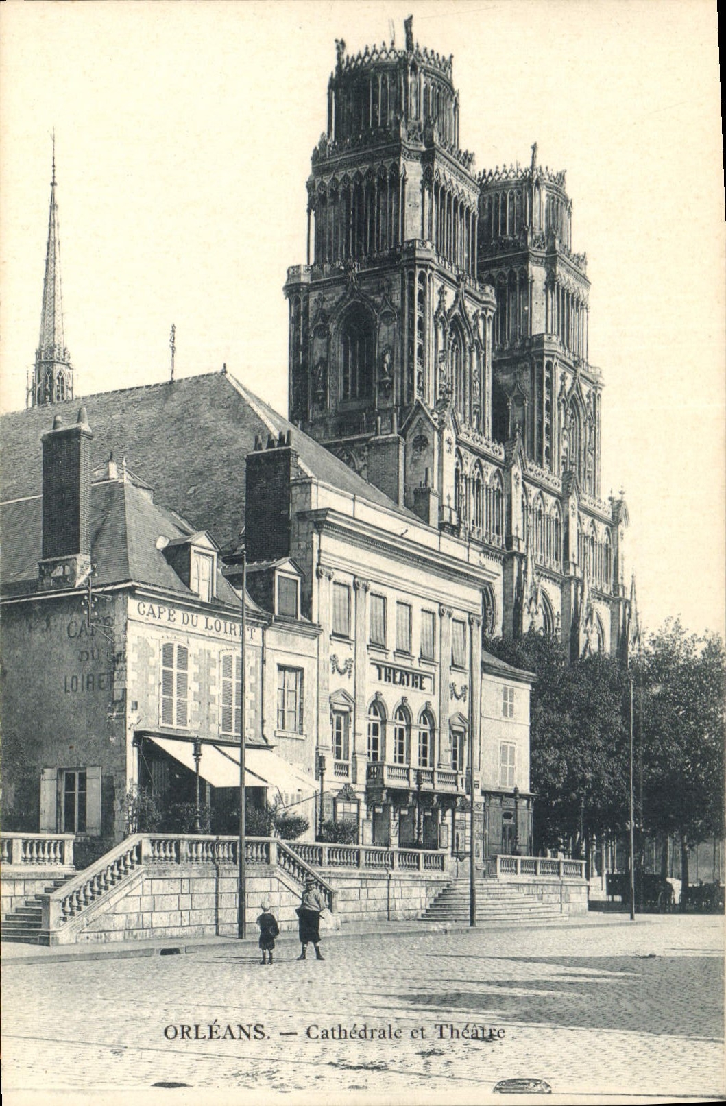 CPA Orleans Cathedrale et Theatre 