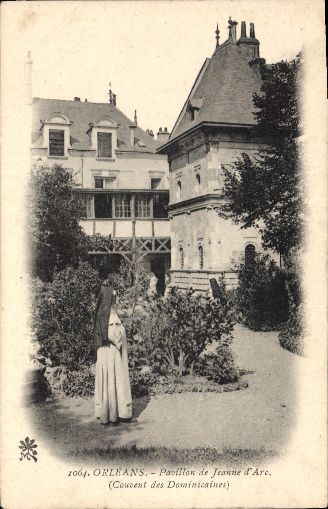CPA Orleans Pavillon de Jeanne d'Arc Couvent des Dominicaines