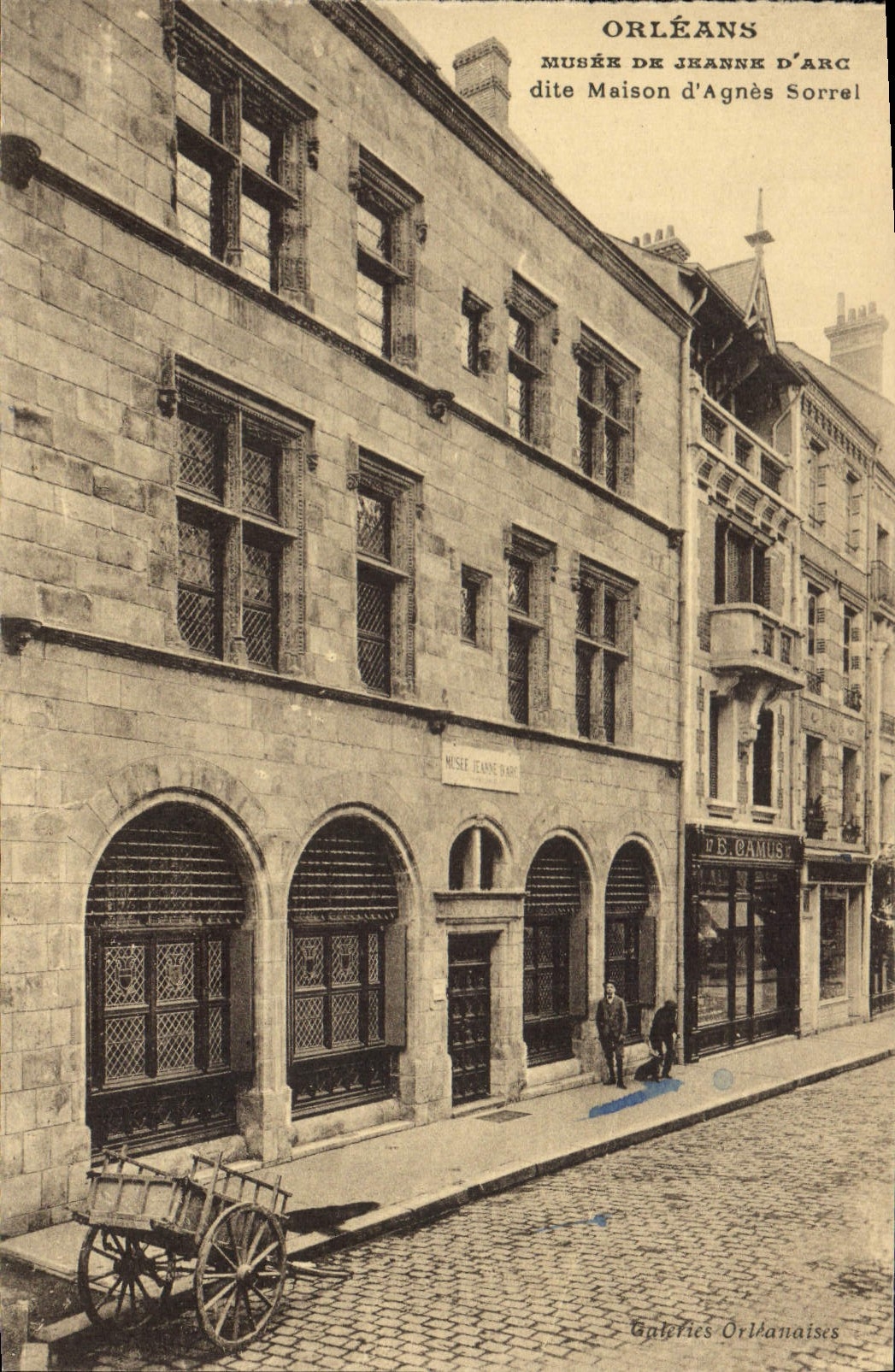CPA Orleans musee de Jeanne d'Arc dite Maison d'Agnes Sorrel 