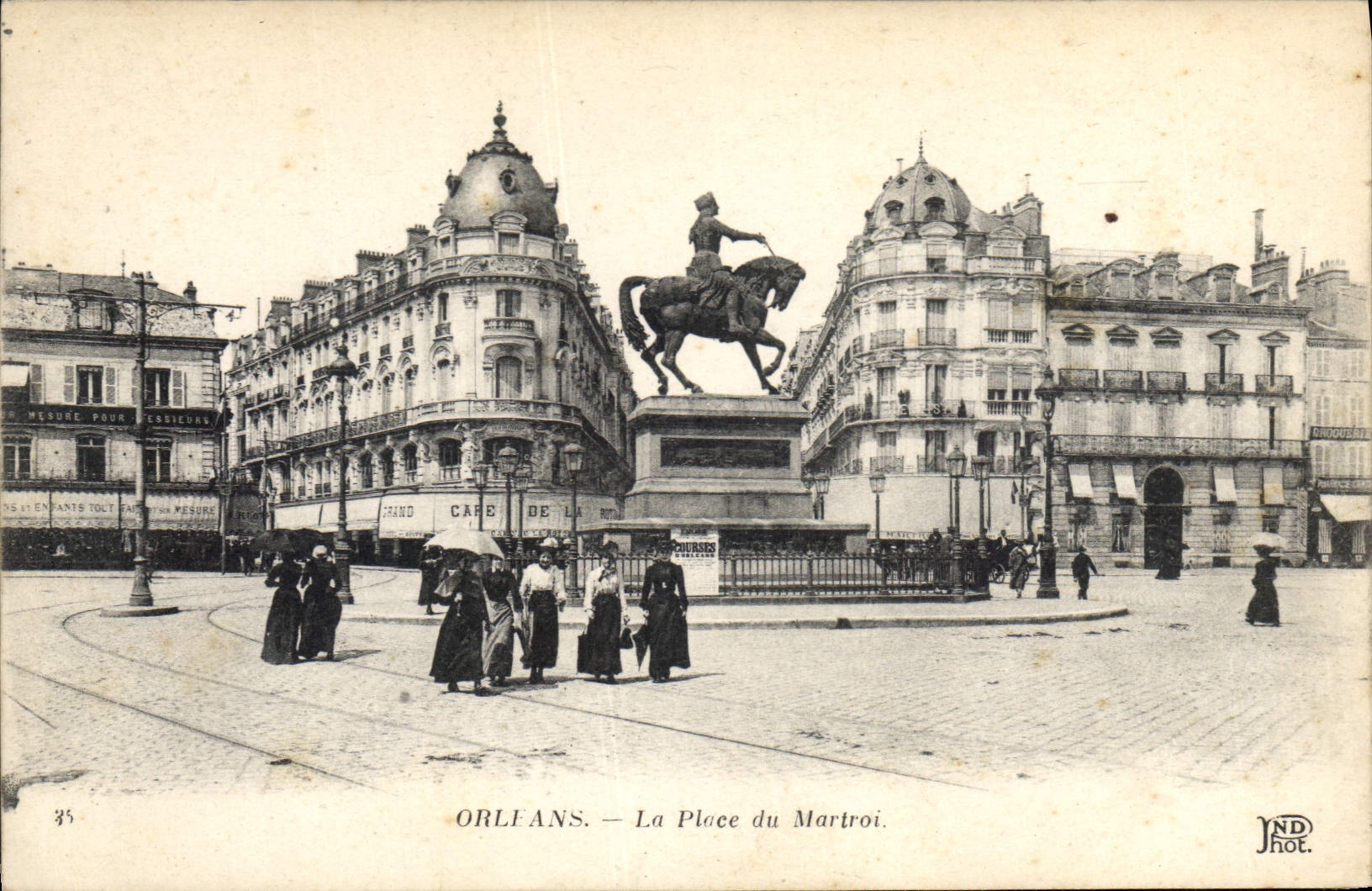 CPA Orleans La Place du Martroi 
