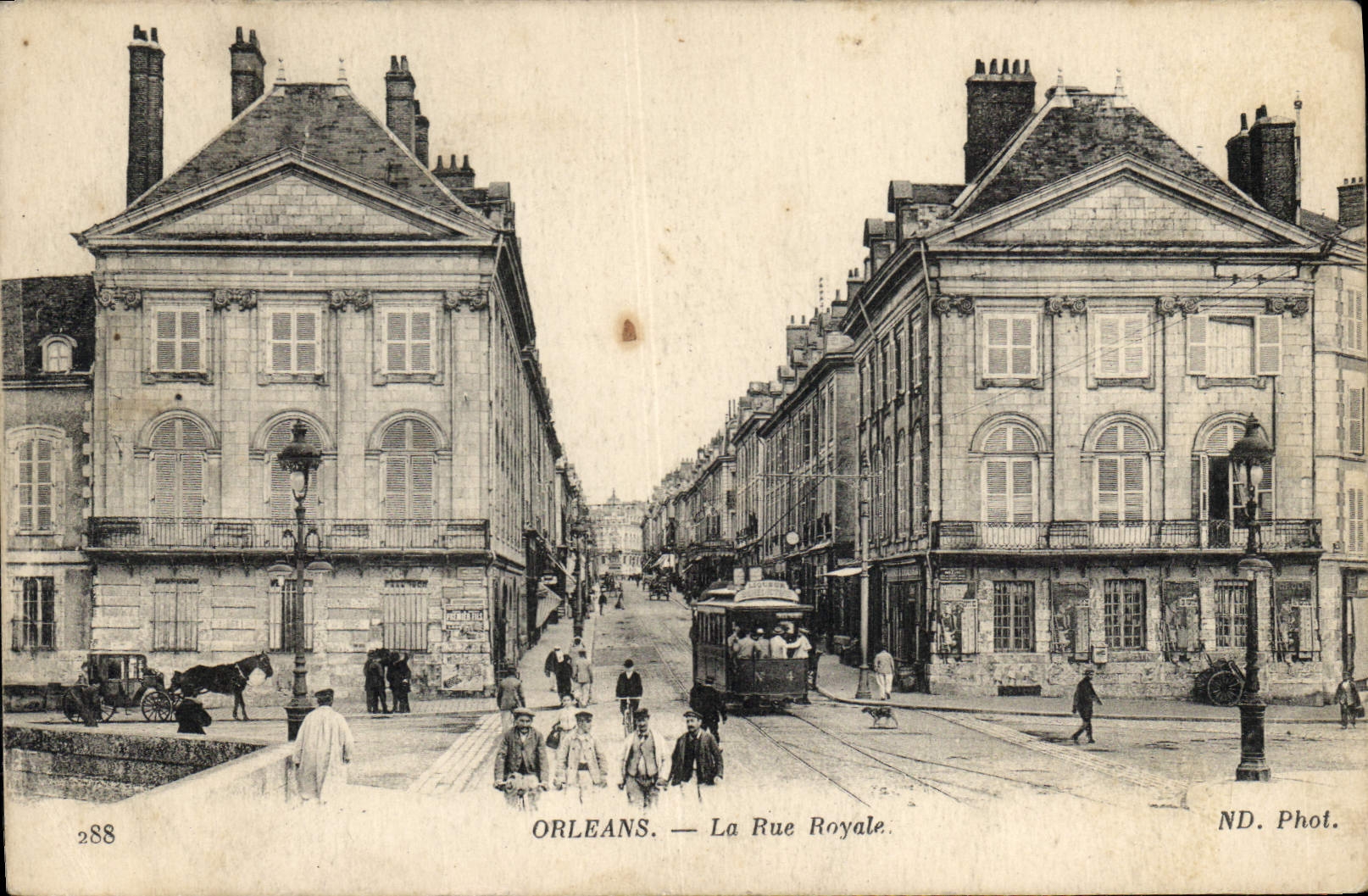 CPA Orleans La Rue Royale Tramway