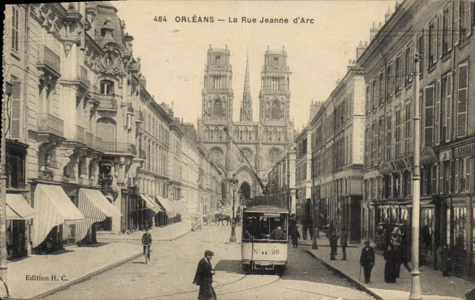 CPA Orleans La Rue Jeanne d'Arc Tramway