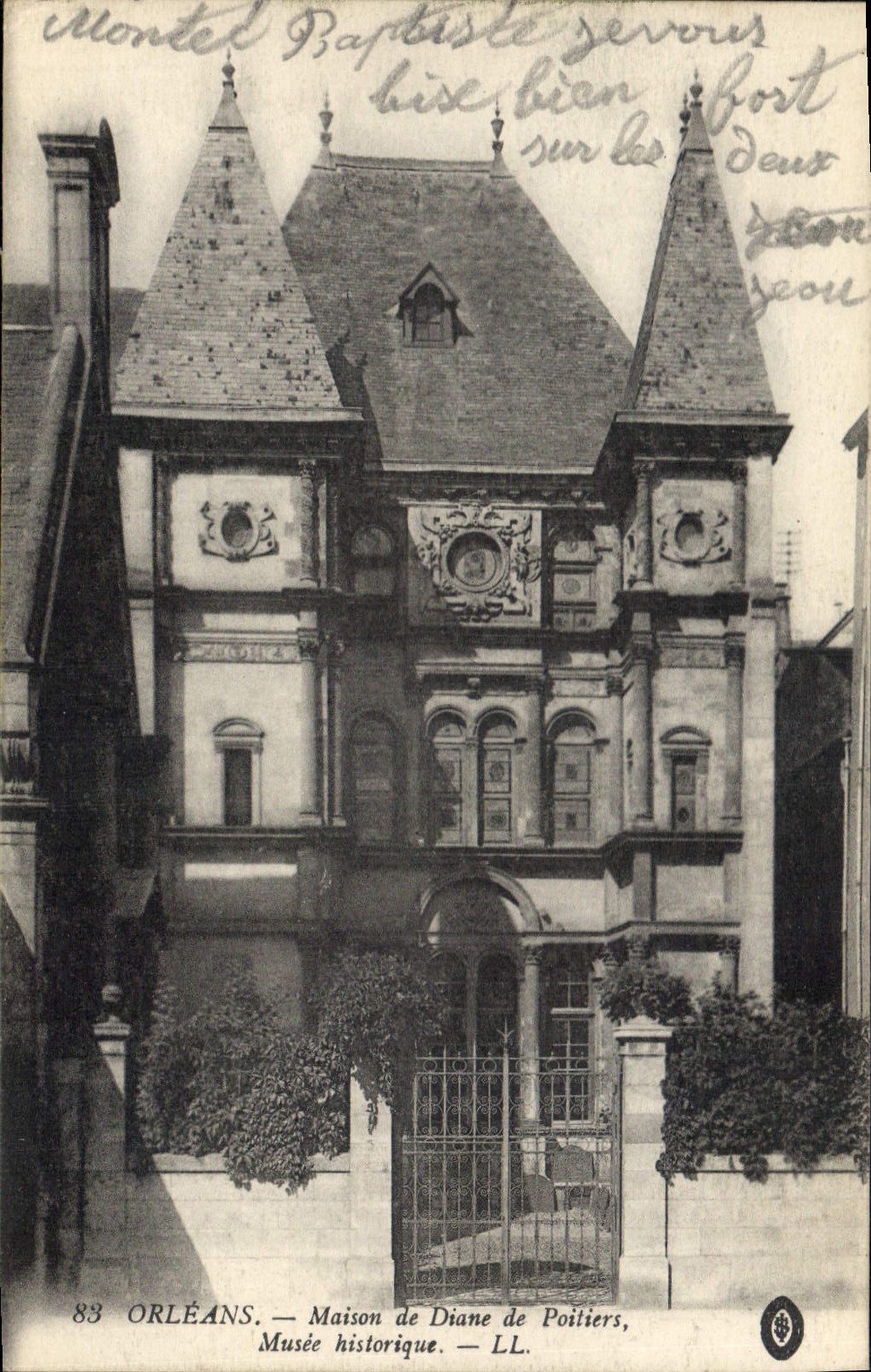 CPA Orleans Maison de Diane de Poitiers Musee historique