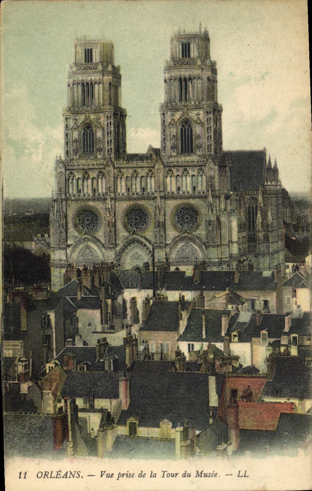 CPA Orleans Vue prise de la Tour du Musee