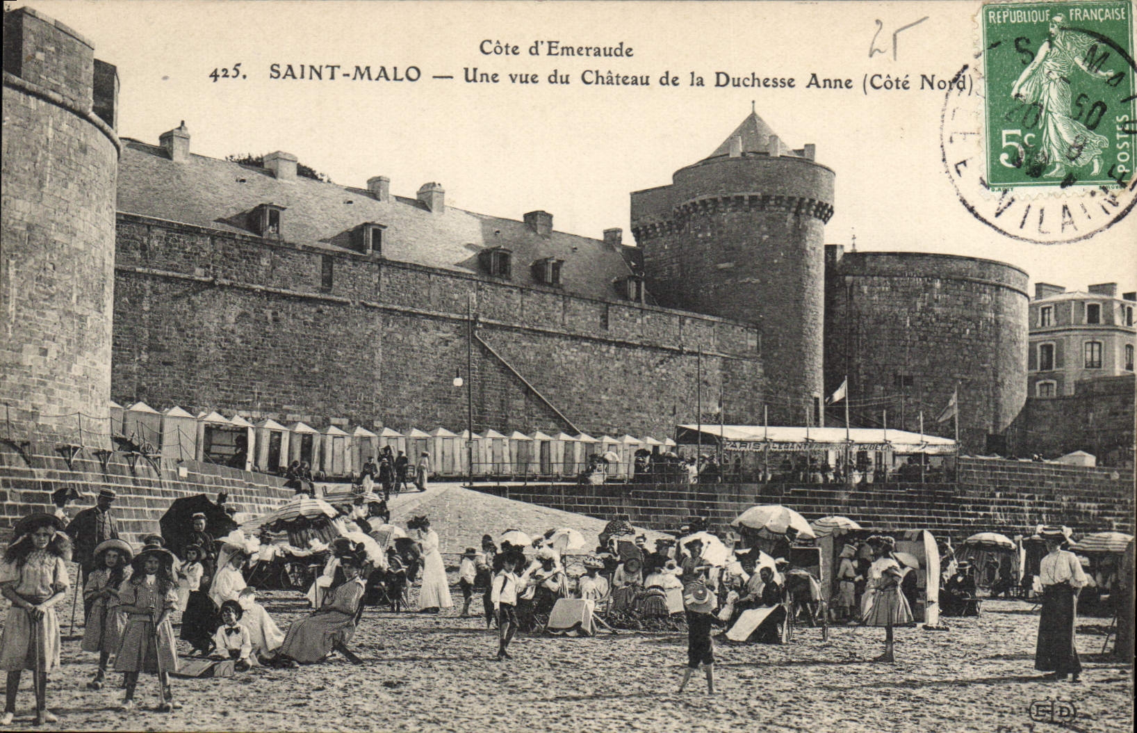 CPA Cote d'Emeraude Saint Malo Une vue du Chayeau de la Duchesse Anne Cote Nord