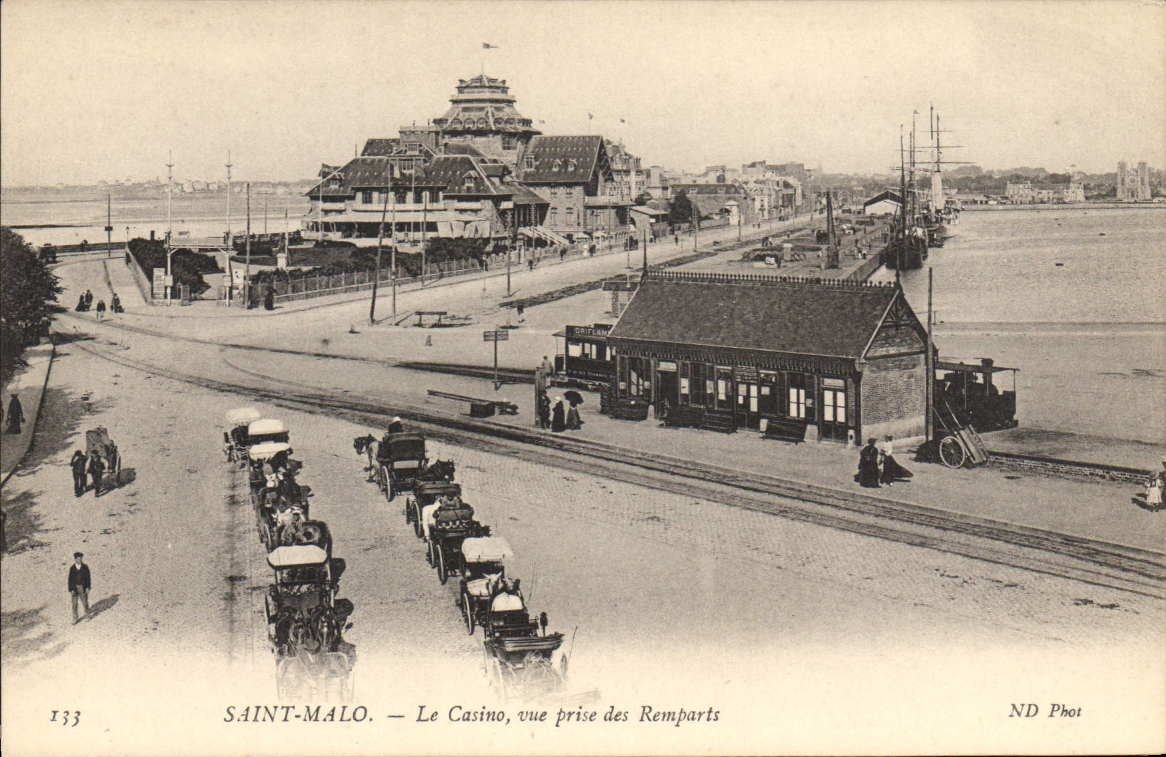 CPA Saint Malo Le Cassino vye prise des Remparts